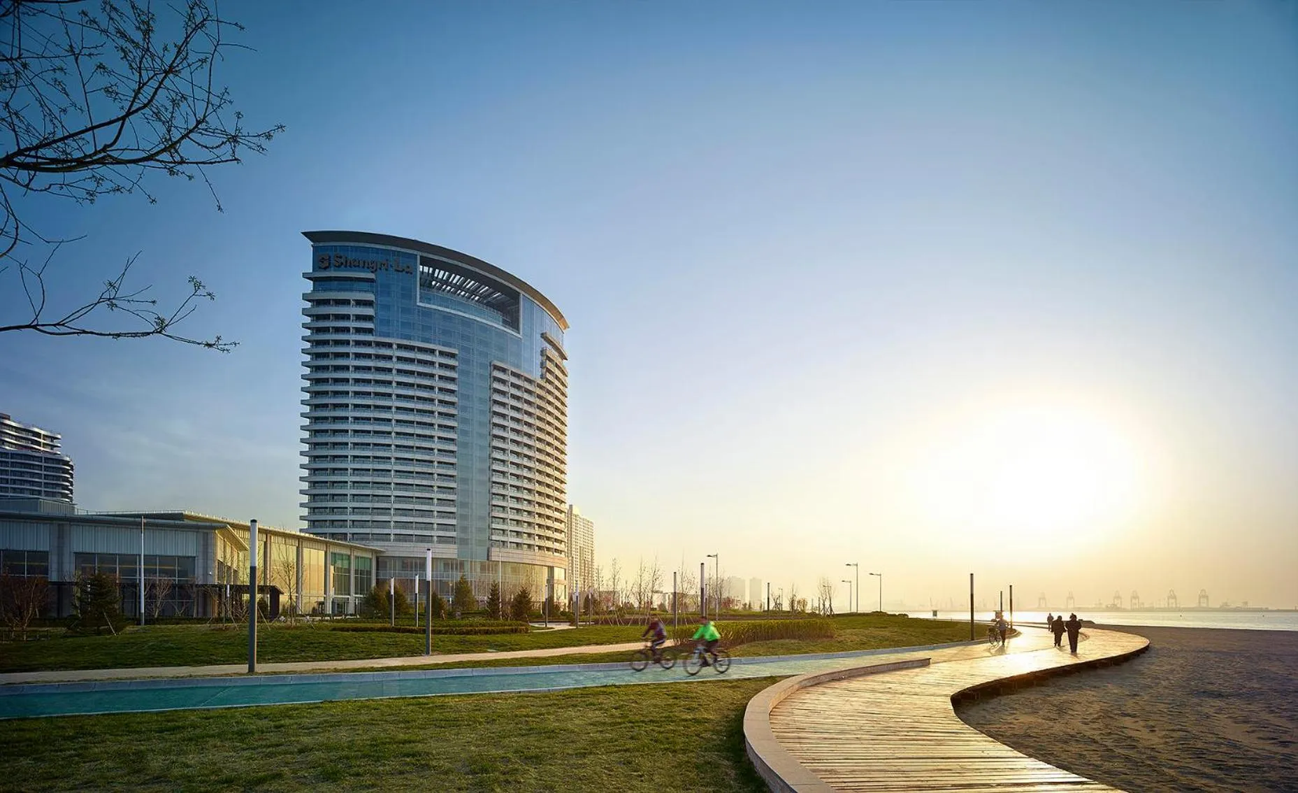 Property building in Shangri-La Qinhuangdao