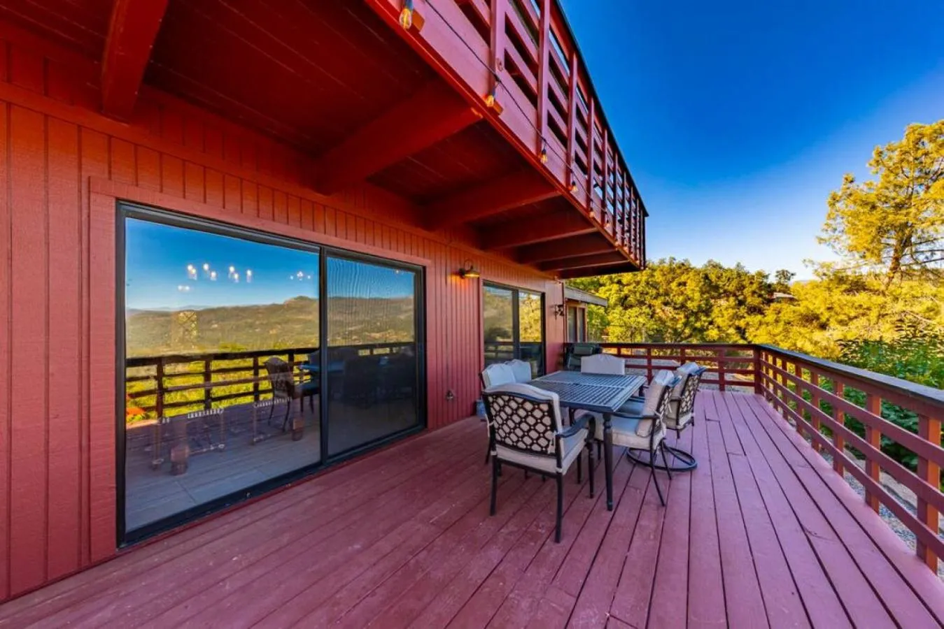 Patio in Yosemite Cowboy Cabin