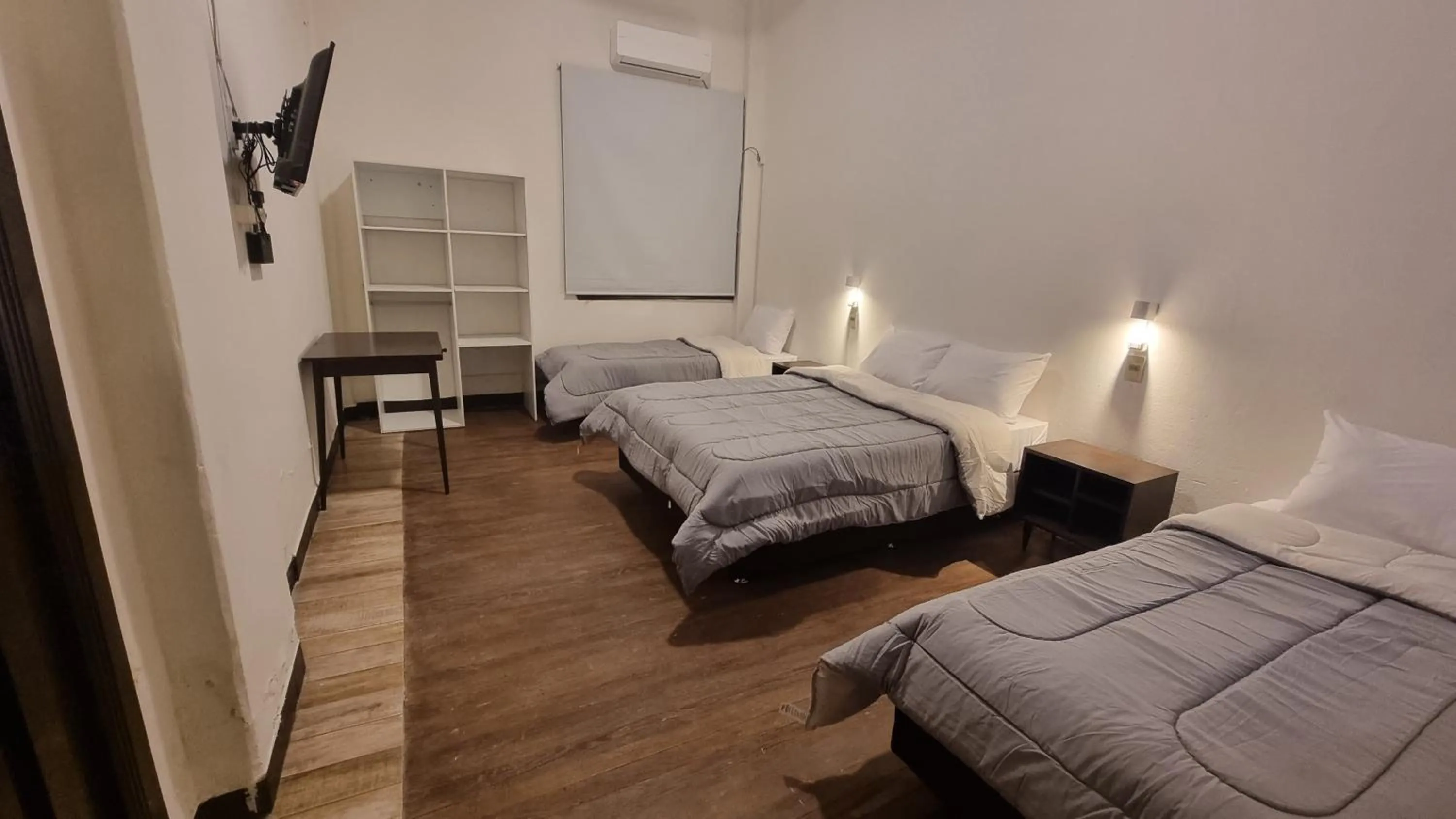 wardrobe, Bed in Nuevo Hotel Aramaya