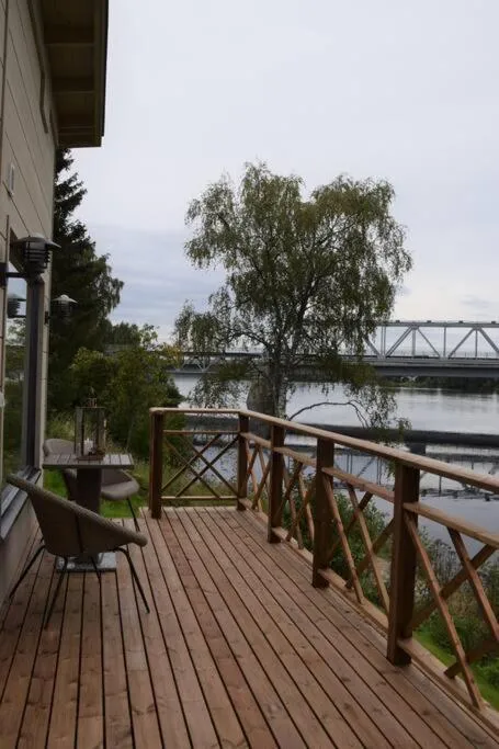 Day in Villa Riverside