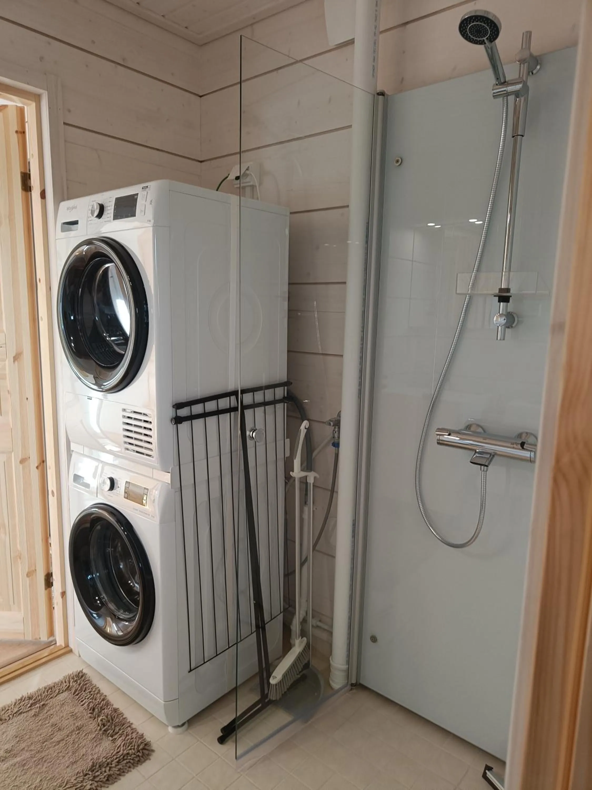 Shower in Villa Riverside