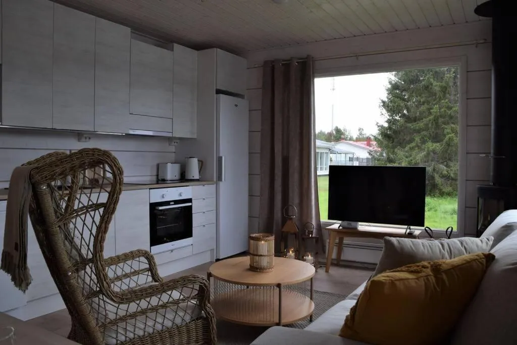 Communal lounge/ TV room in Villa Riverside