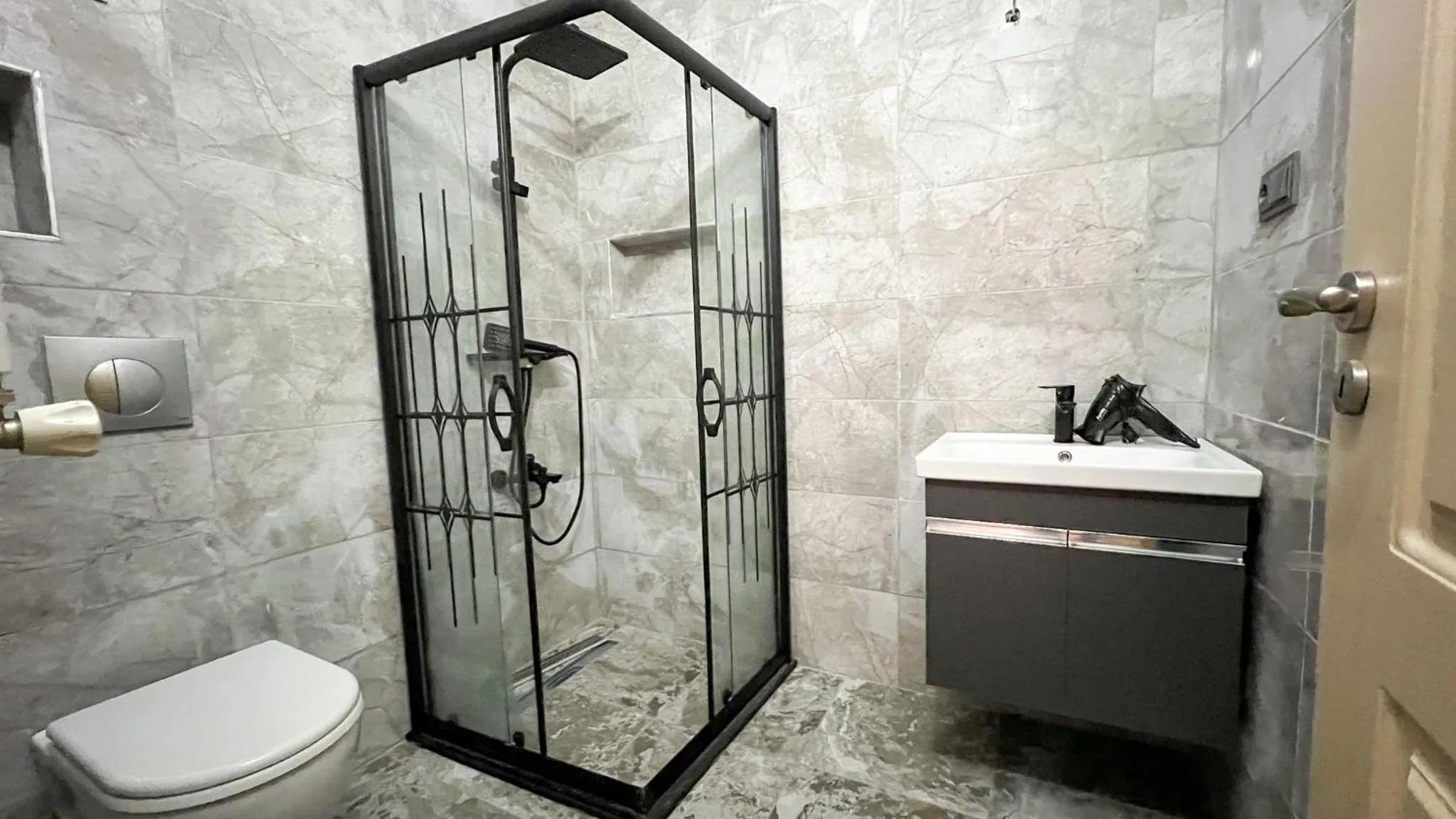 Toilet in MİLA SUİTE