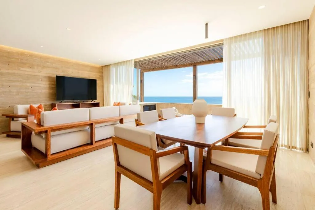 Stunning Oceanview Condo
