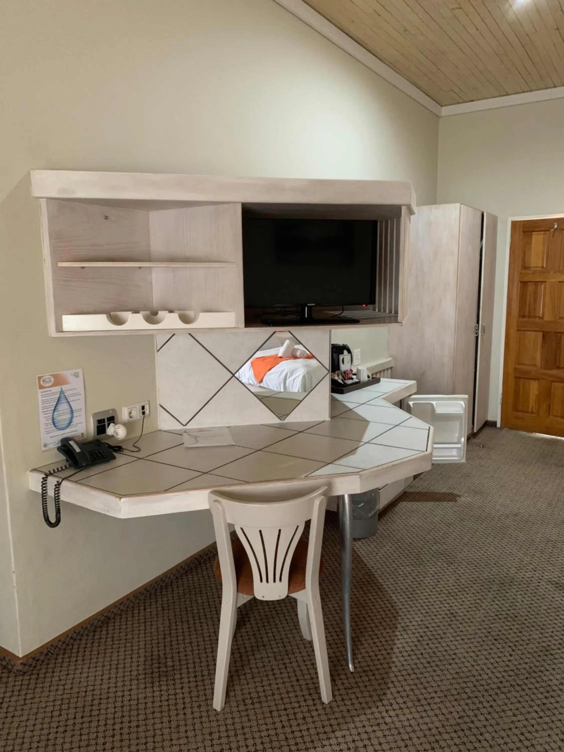 TV and multimedia in Hotel Thule