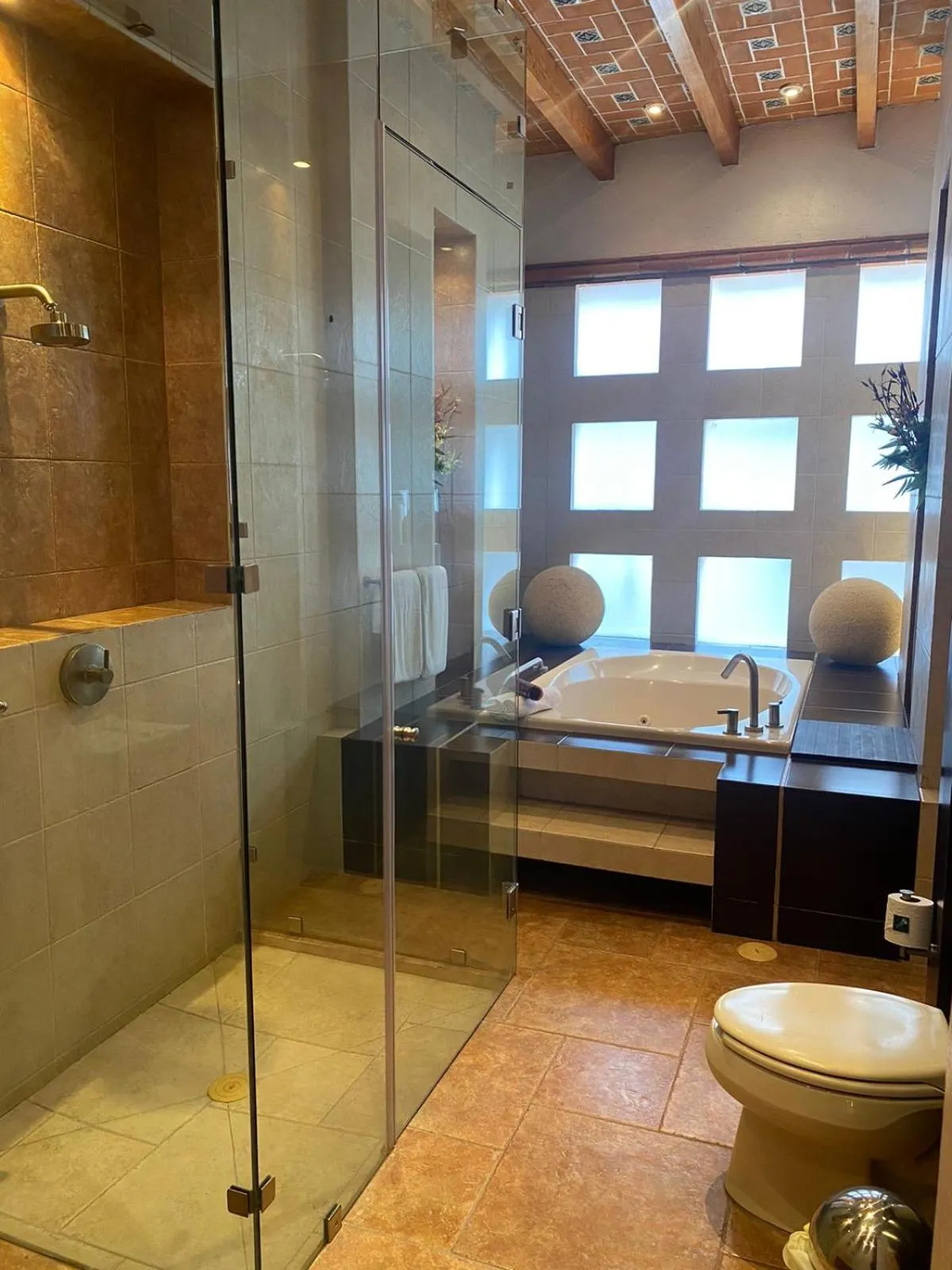 Restaurant/places to eat in HOTEL BOUTIQUE CASA DEL BOSQUE