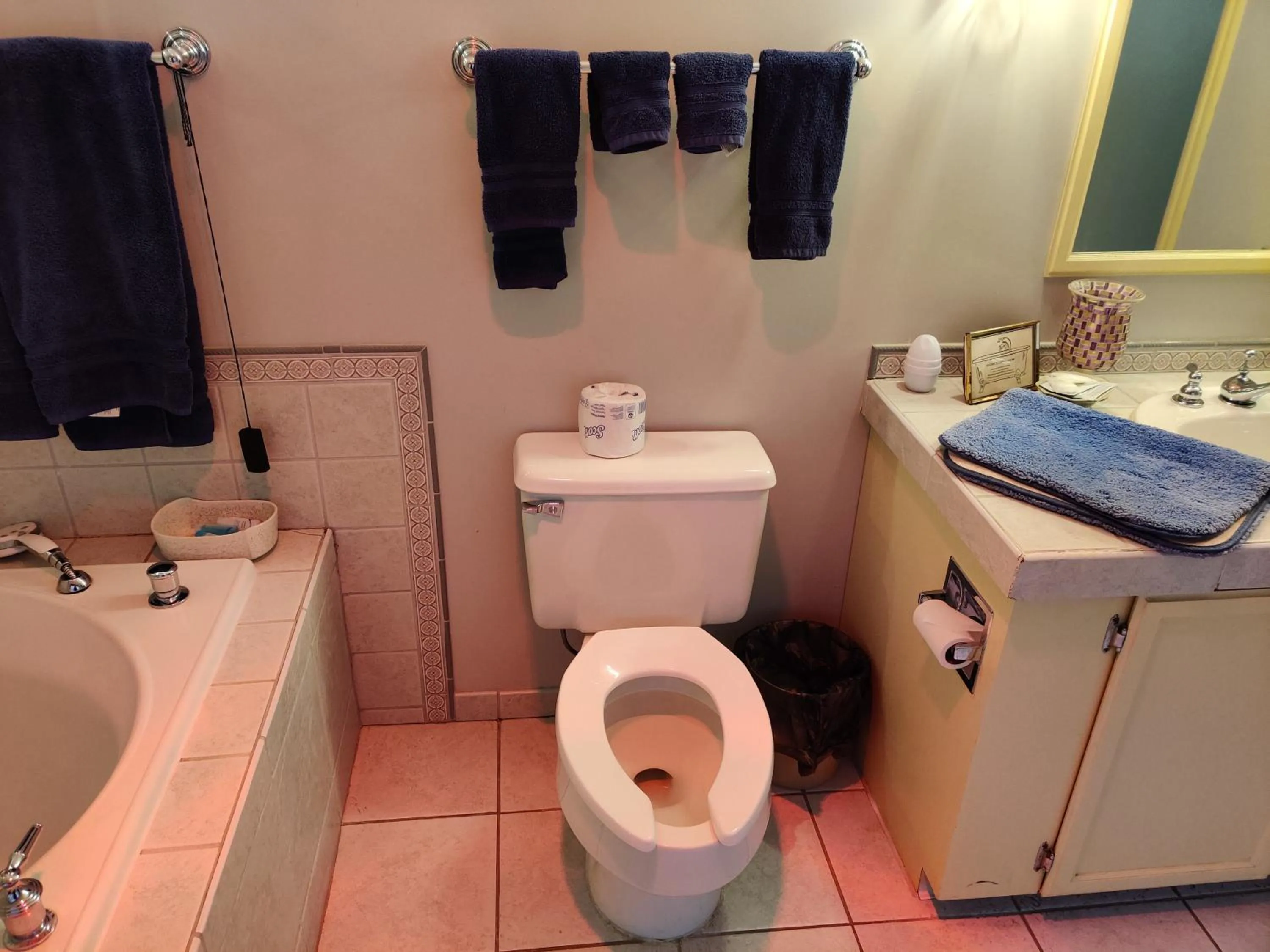 Montague Inn Bed & Breakfast