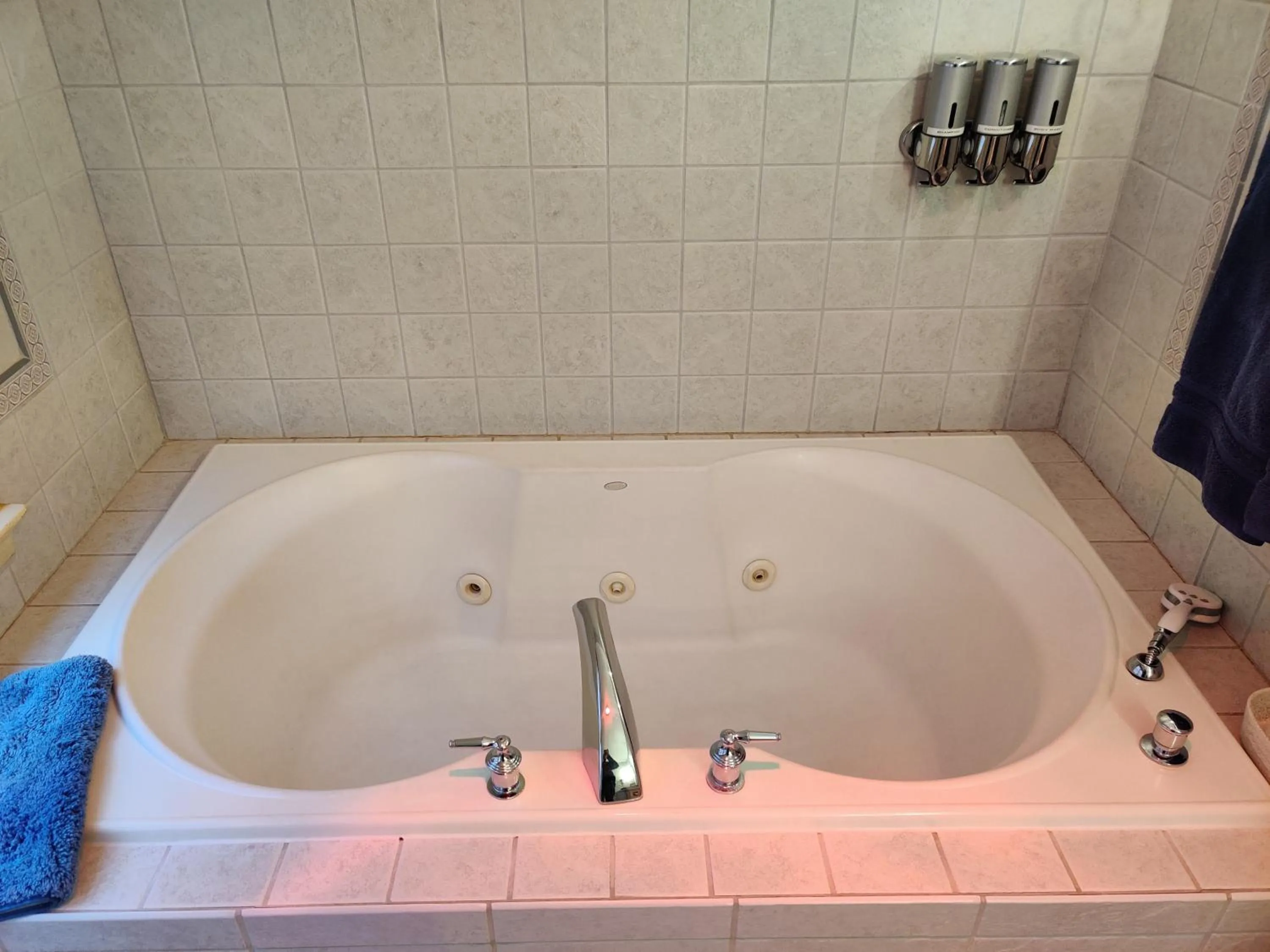 Montague Inn Bed & Breakfast