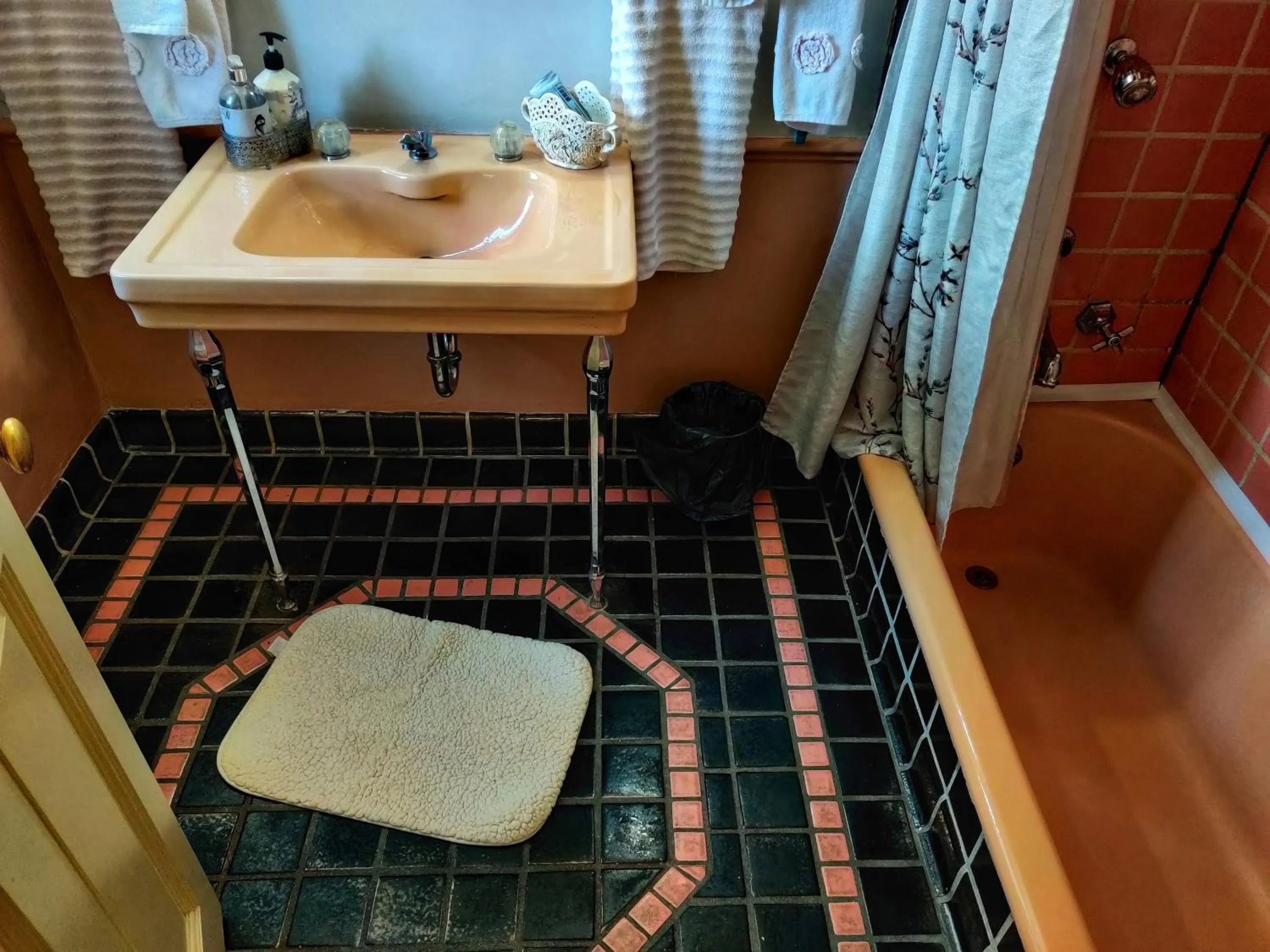 Montague Inn Bed & Breakfast