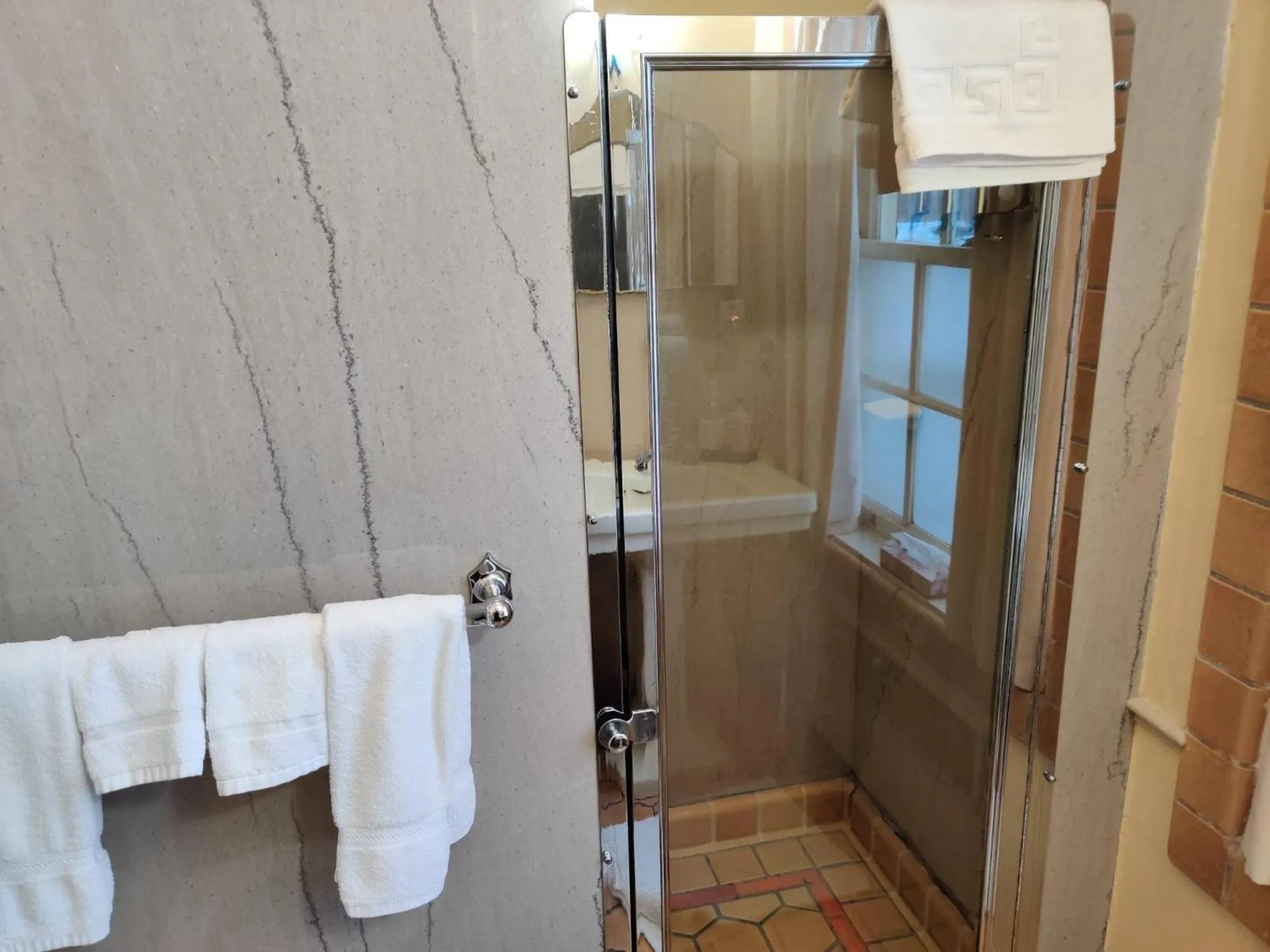 Montague Inn Bed & Breakfast