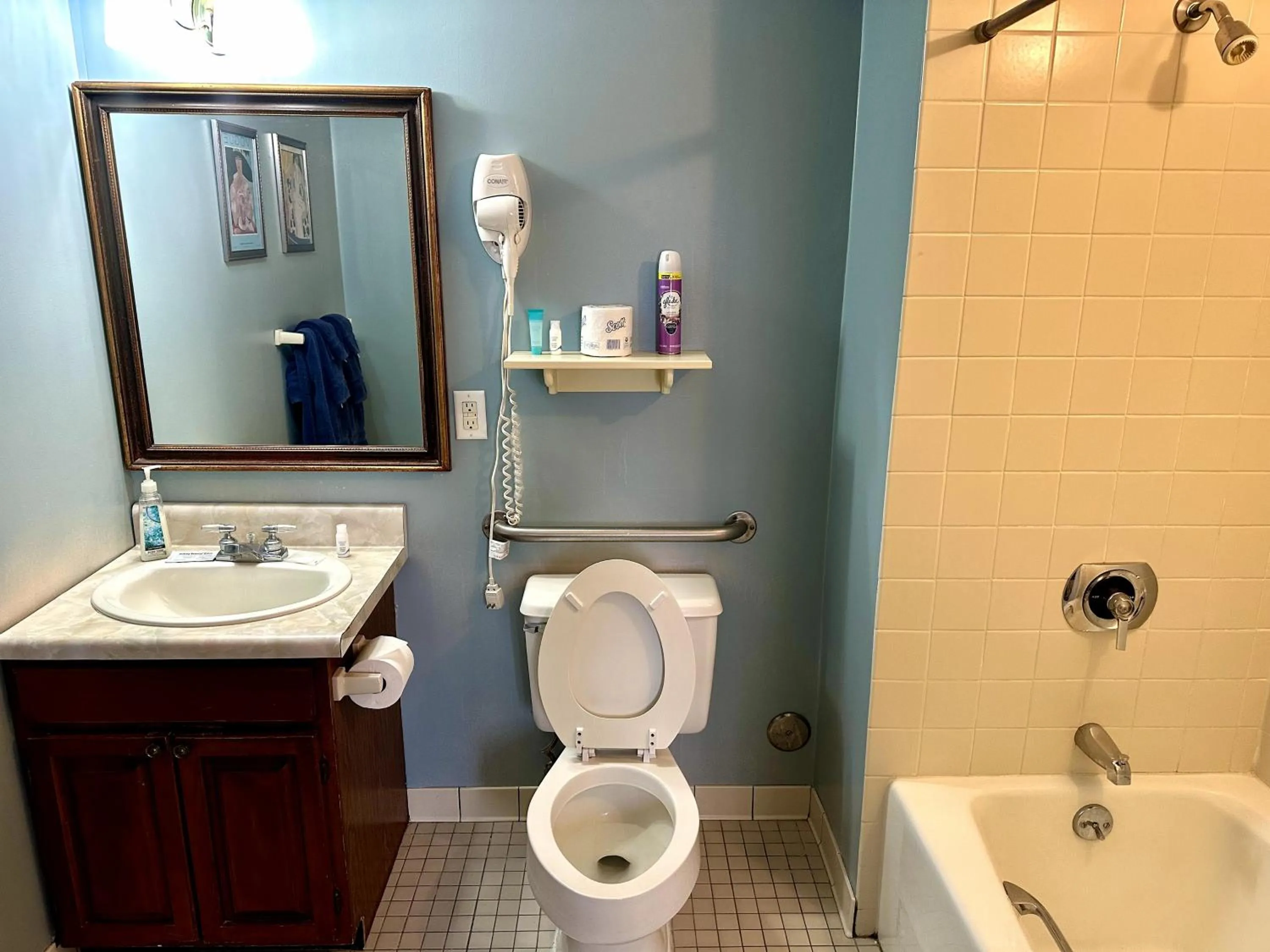 Montague Inn Bed & Breakfast