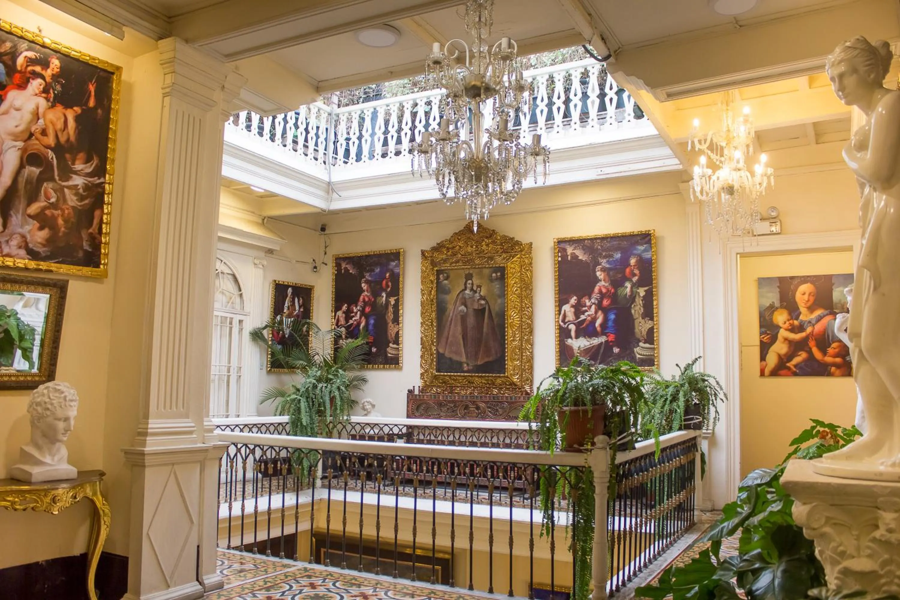 Decorative detail in Casa Lima