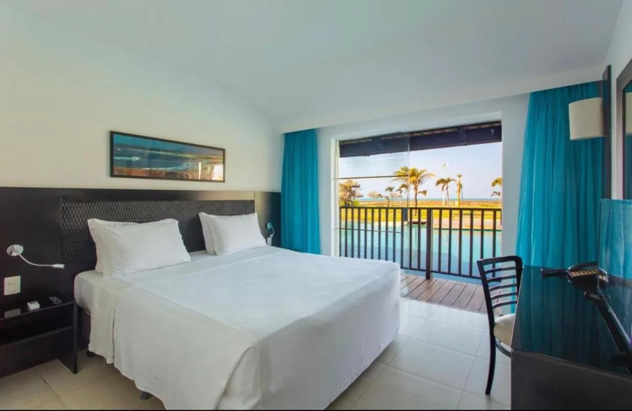 Dom Pedro Laguna Beach Resort & Golf