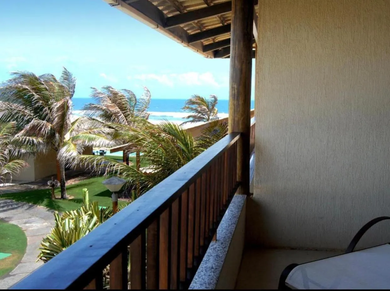 Dom Pedro Laguna Beach Resort & Golf