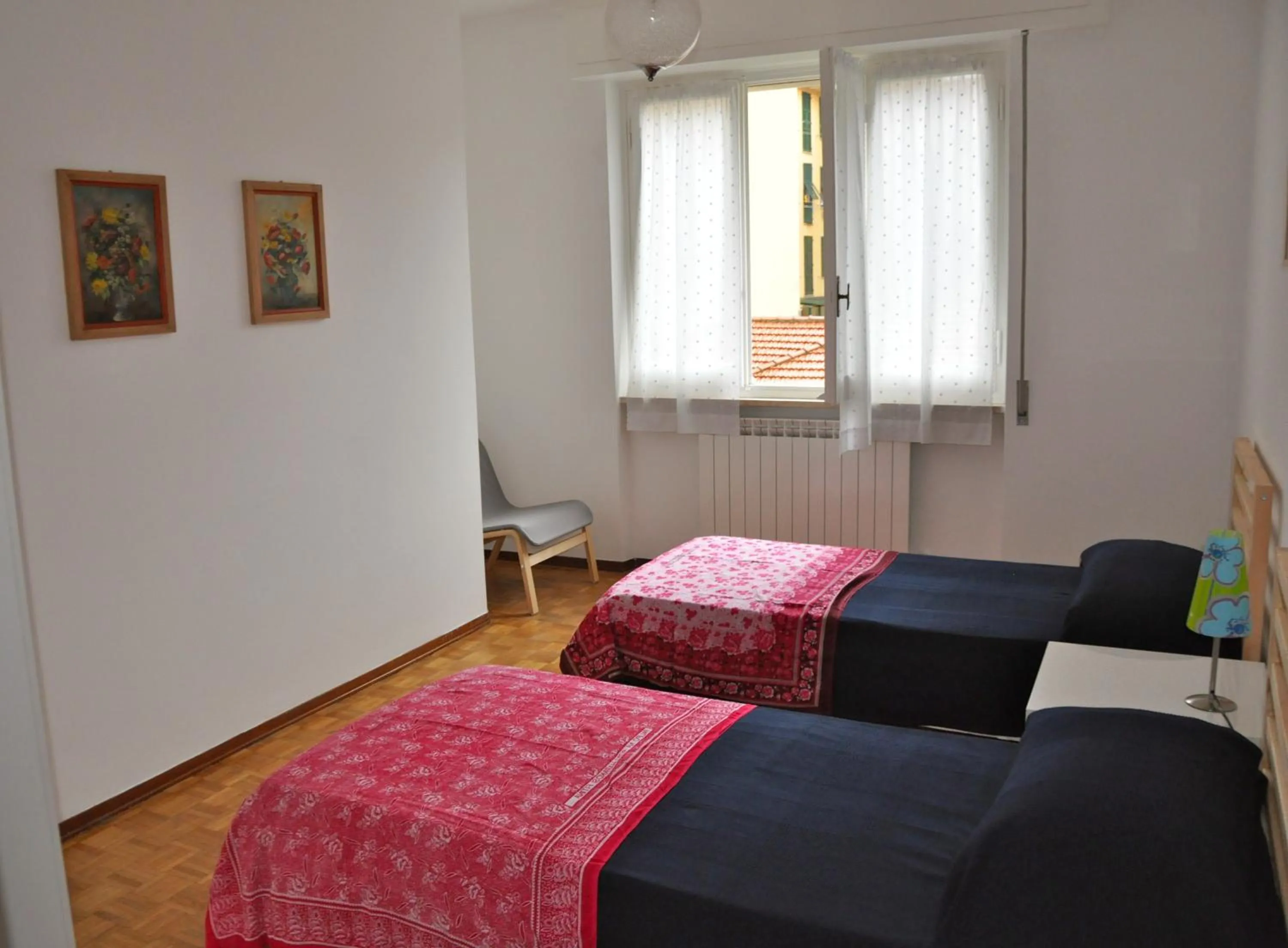 Bedroom, Bed in Olivia