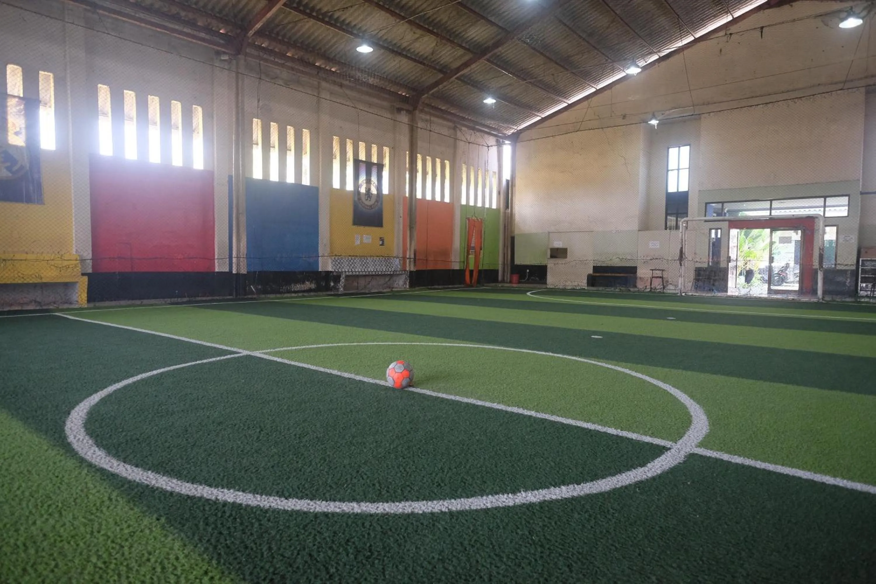 Area and facilities in Urbanview Hotel Anggraeni Jatibarang