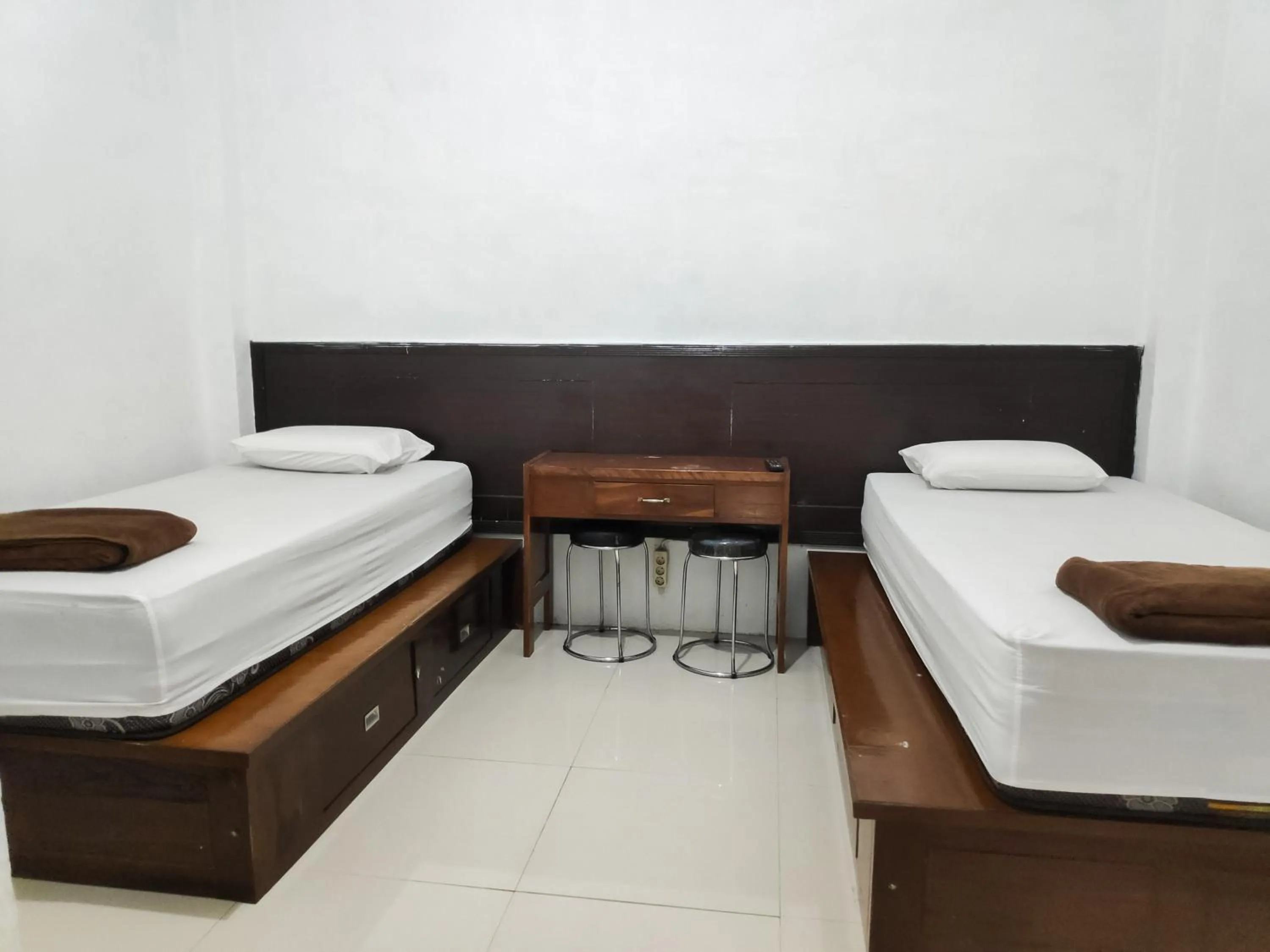 Bedroom, Bed in RedDoorz Syariah near Terminal Terpadu Langsa