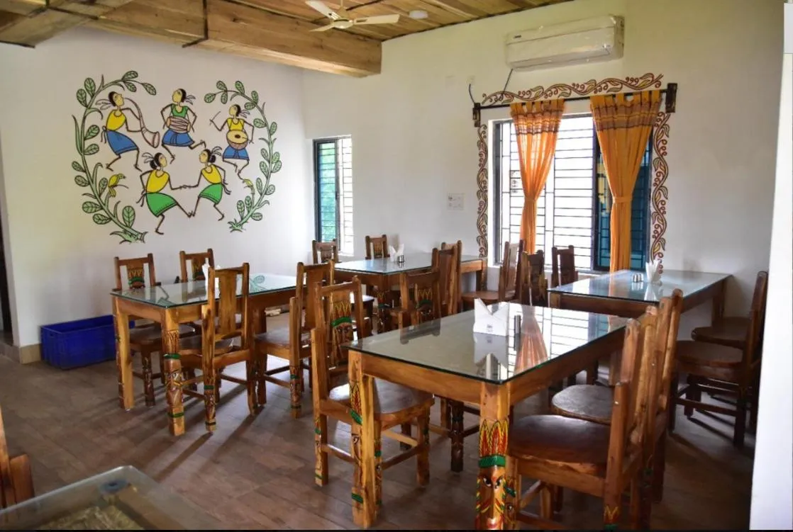 Restaurant/places to eat in Khoai Village Resort