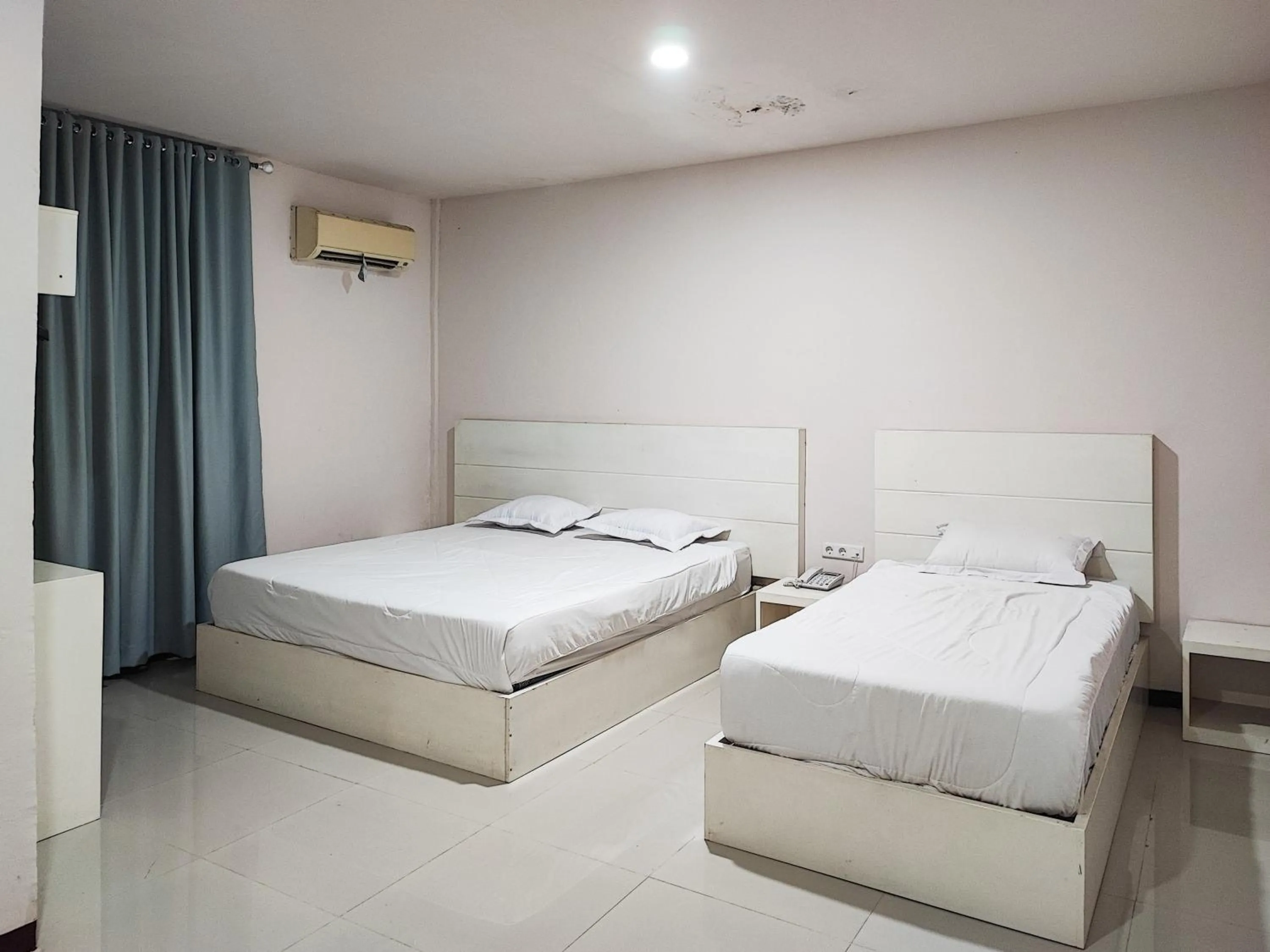 Bed in RedDoorz @ Arafah Hotel 2 Sungai Penuh Kerinci
