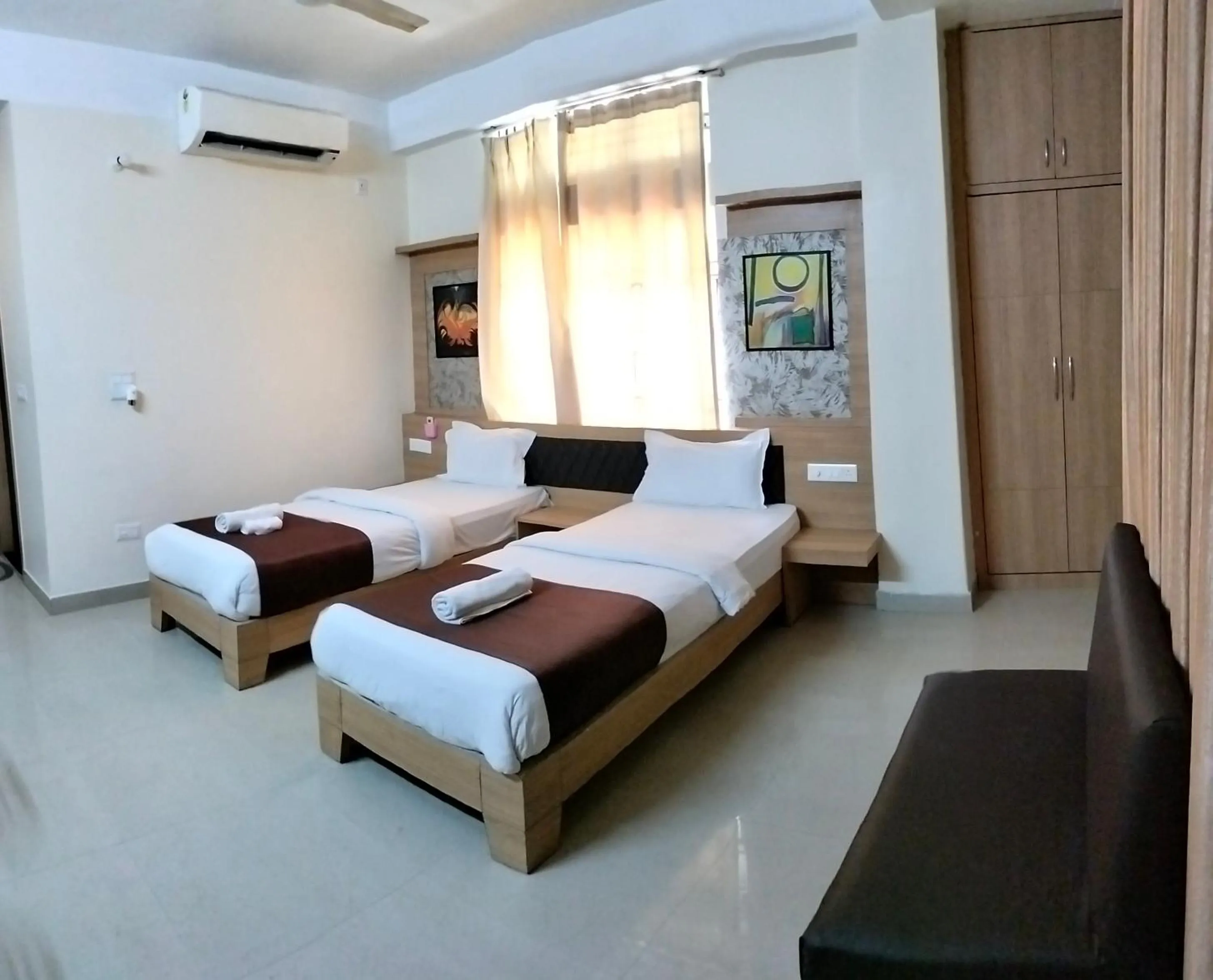 Hotel Jaysha