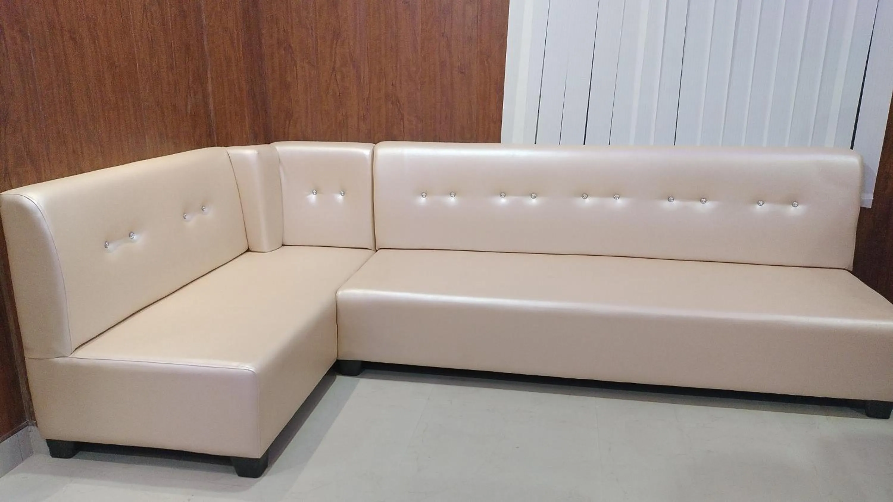 Seating area in Hotel Jaysha