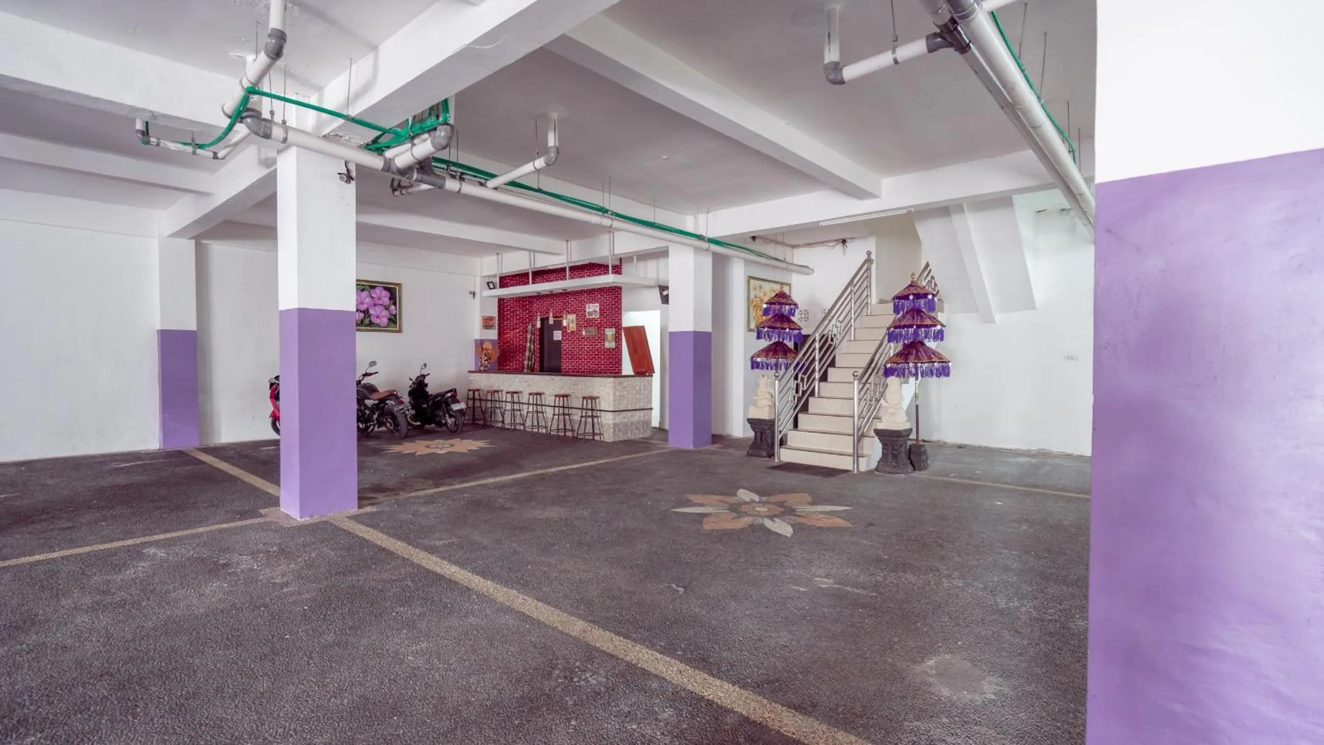 Parking in RedDoorz @ Uluwatu Suites