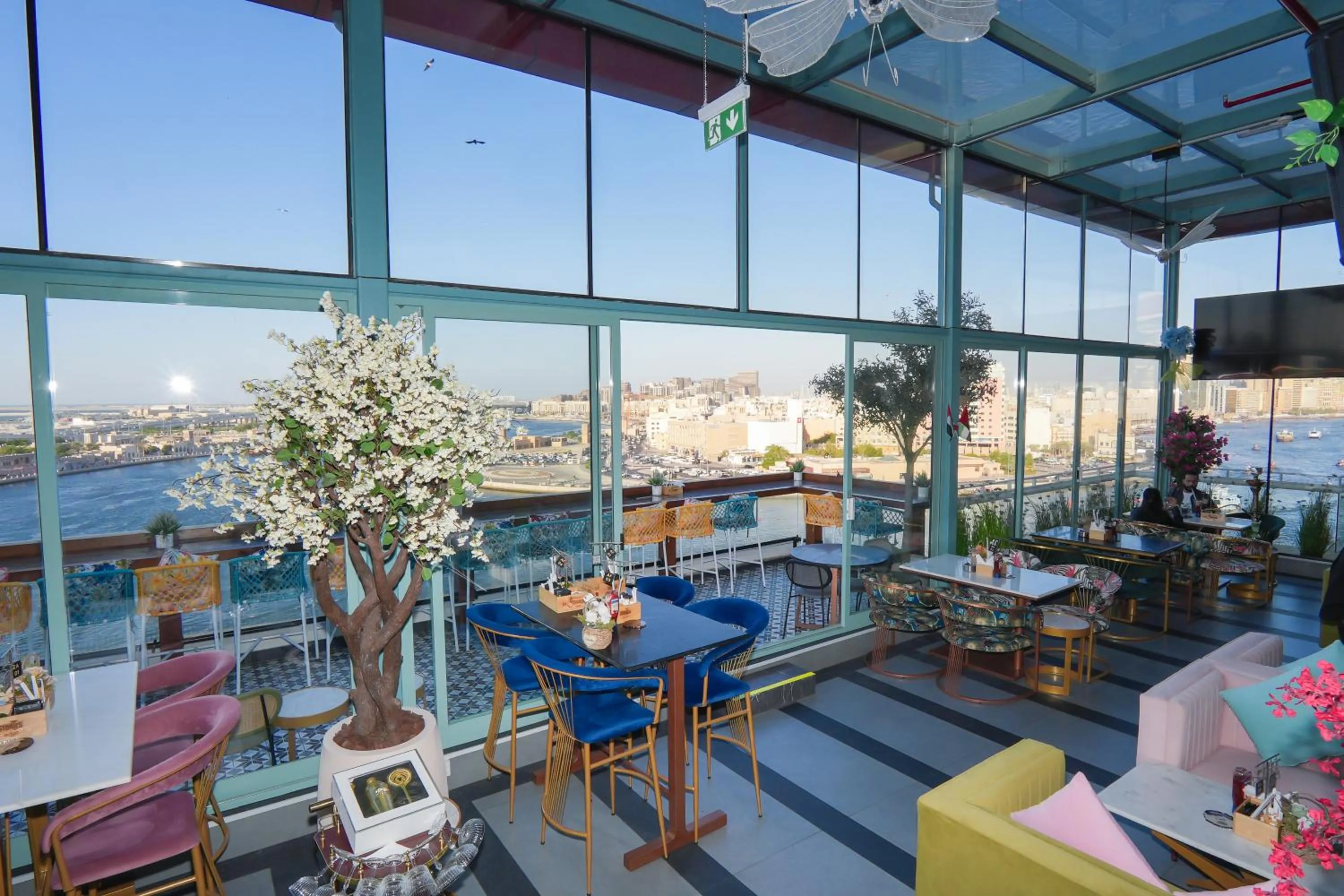 Restaurant/places to eat in Concorde Creek View Hotel Bur Dubai