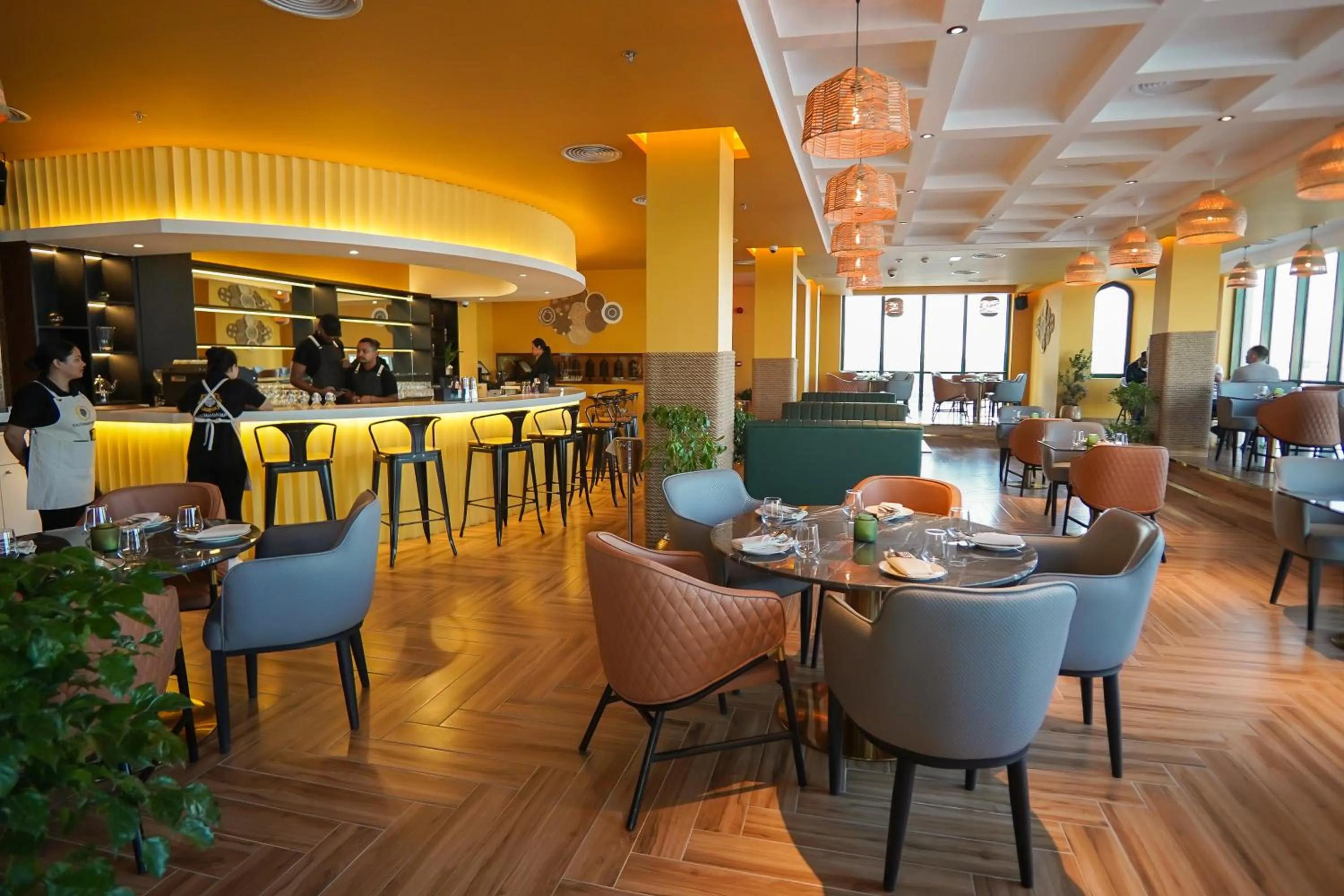 Restaurant/places to eat in Concorde Creek View Hotel Bur Dubai