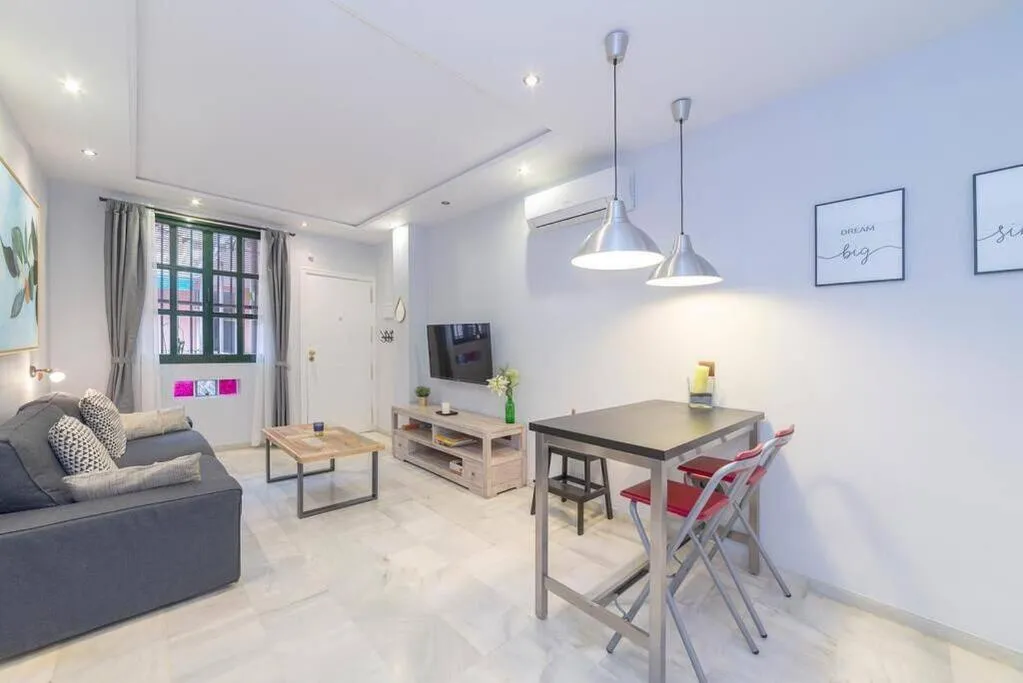 A19 Brand New apartament by Triana bridge