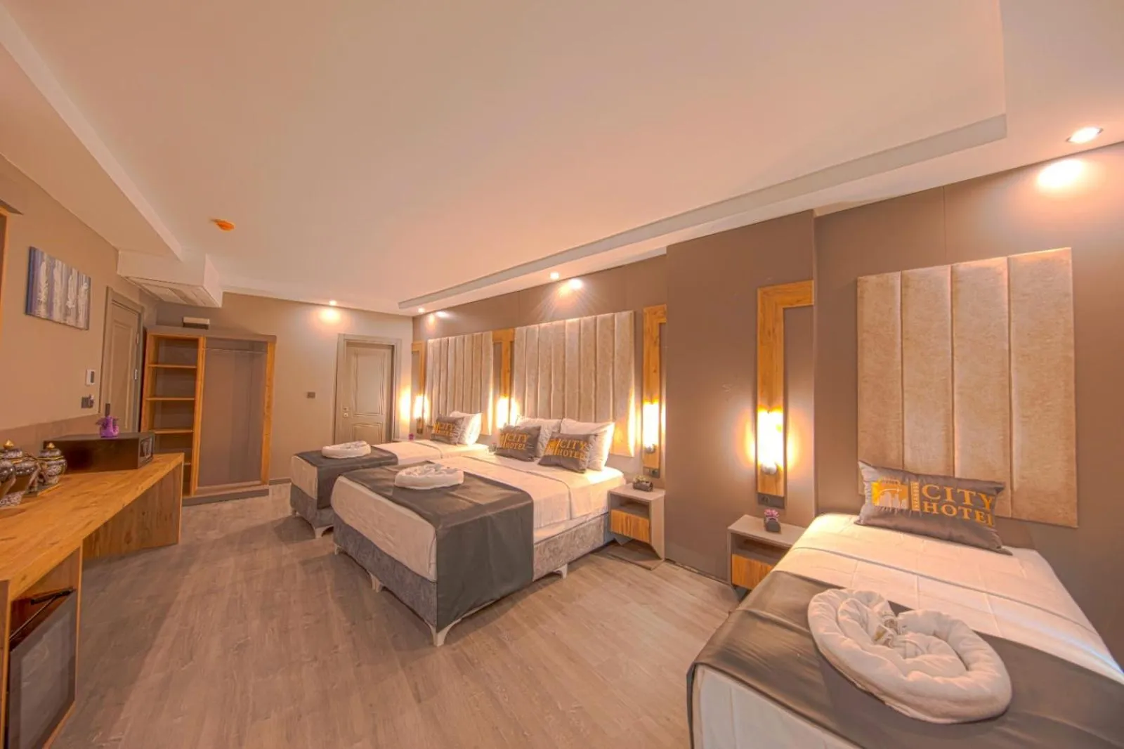 Shower, Bed in İstanbul City Airport Hotel
