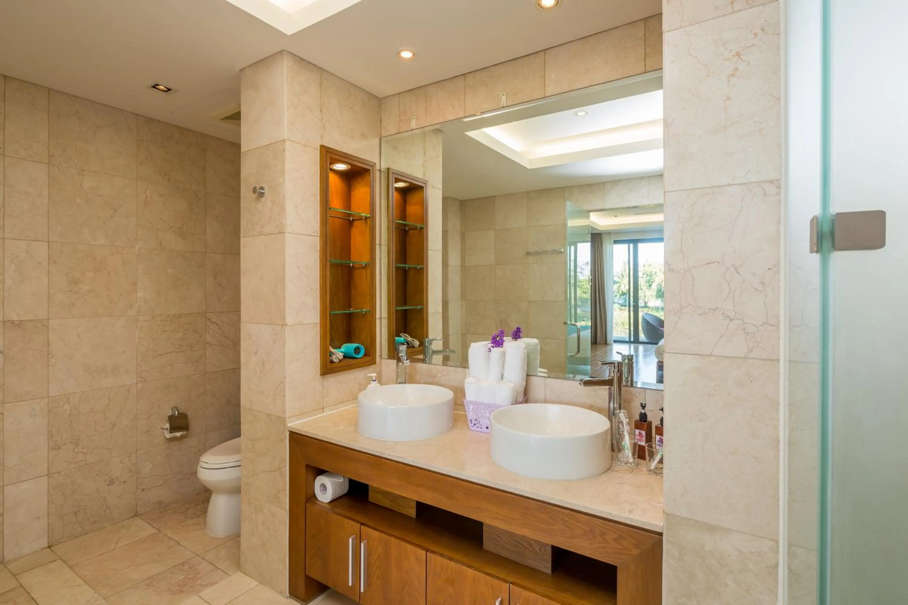 Shower in Ocean Beach Villas Danang