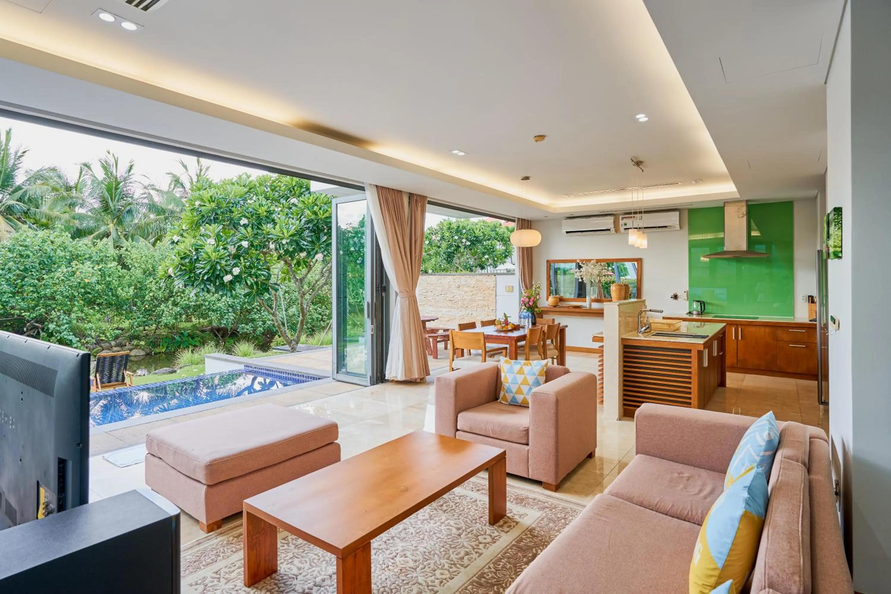 Living room in Ocean Beach Villas Danang