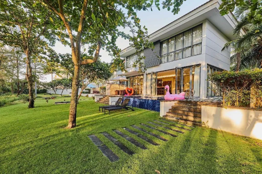 Property building in Ocean Beach Villas Danang