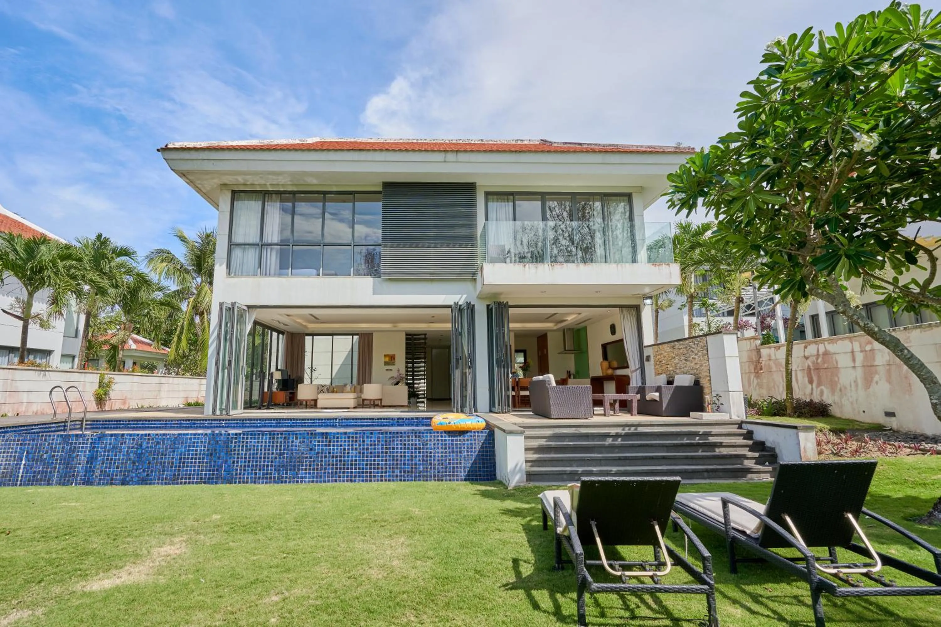 Property building in Ocean Beach Villas Danang