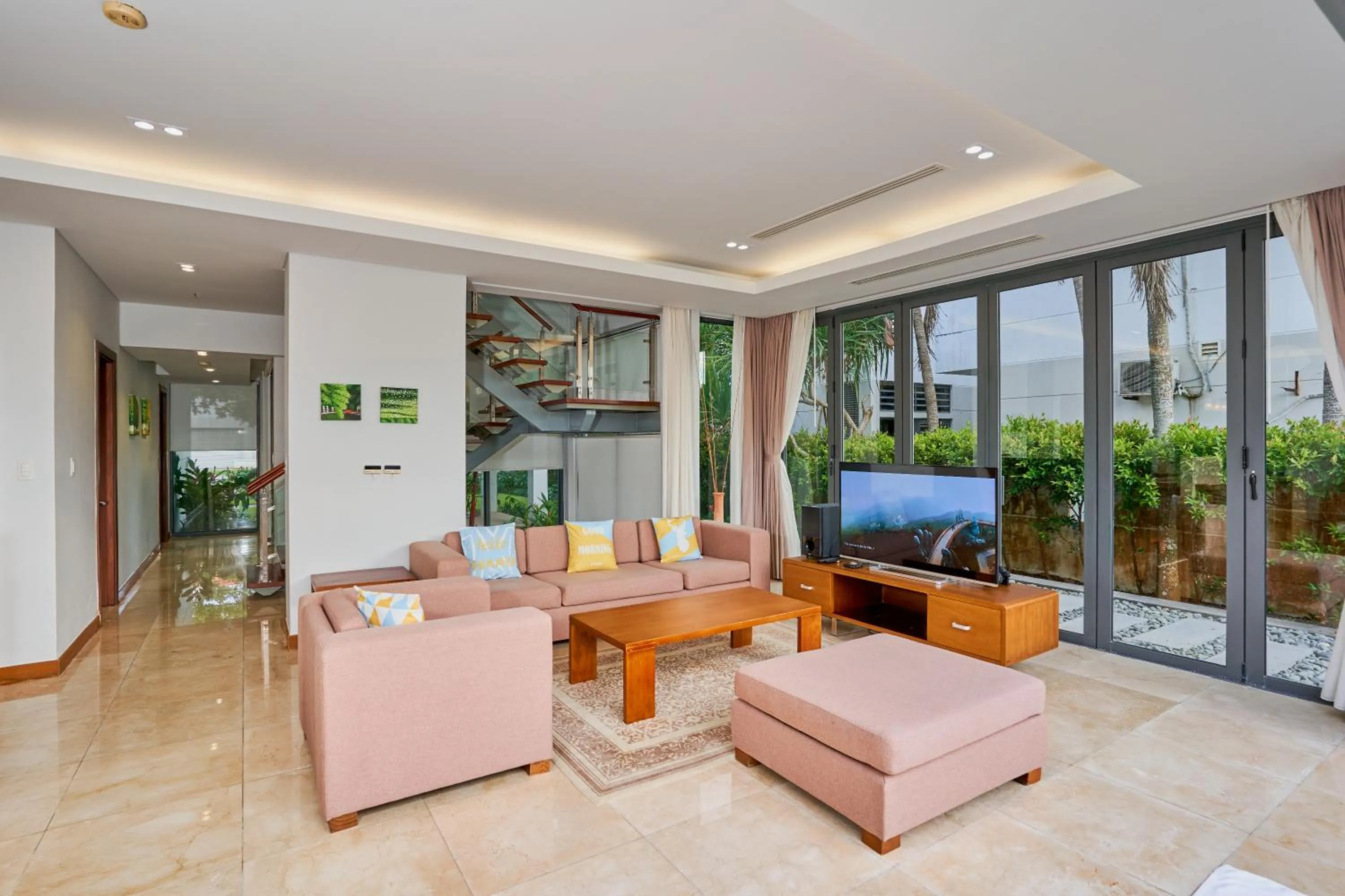 Living room in Ocean Beach Villas Danang