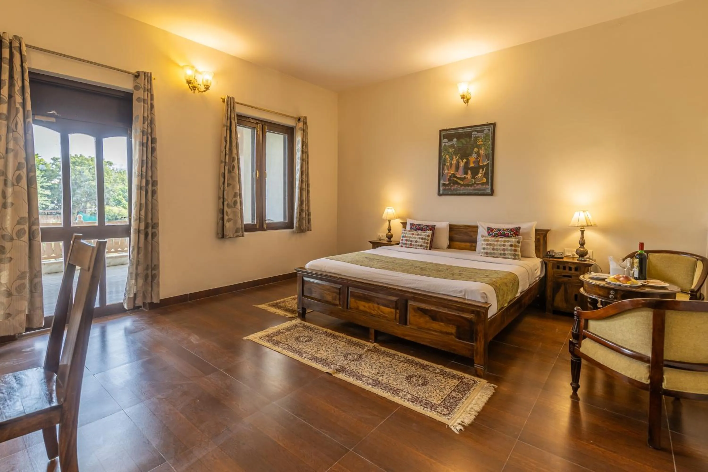 Bed in ClarksInn Suites Ranthambhore