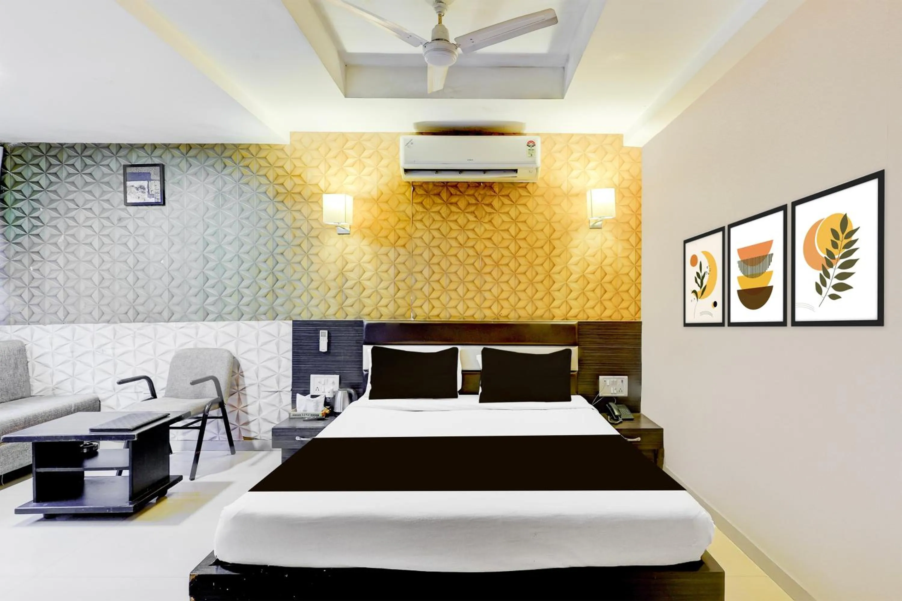 Bedroom, Bed in FabHotel Skyland