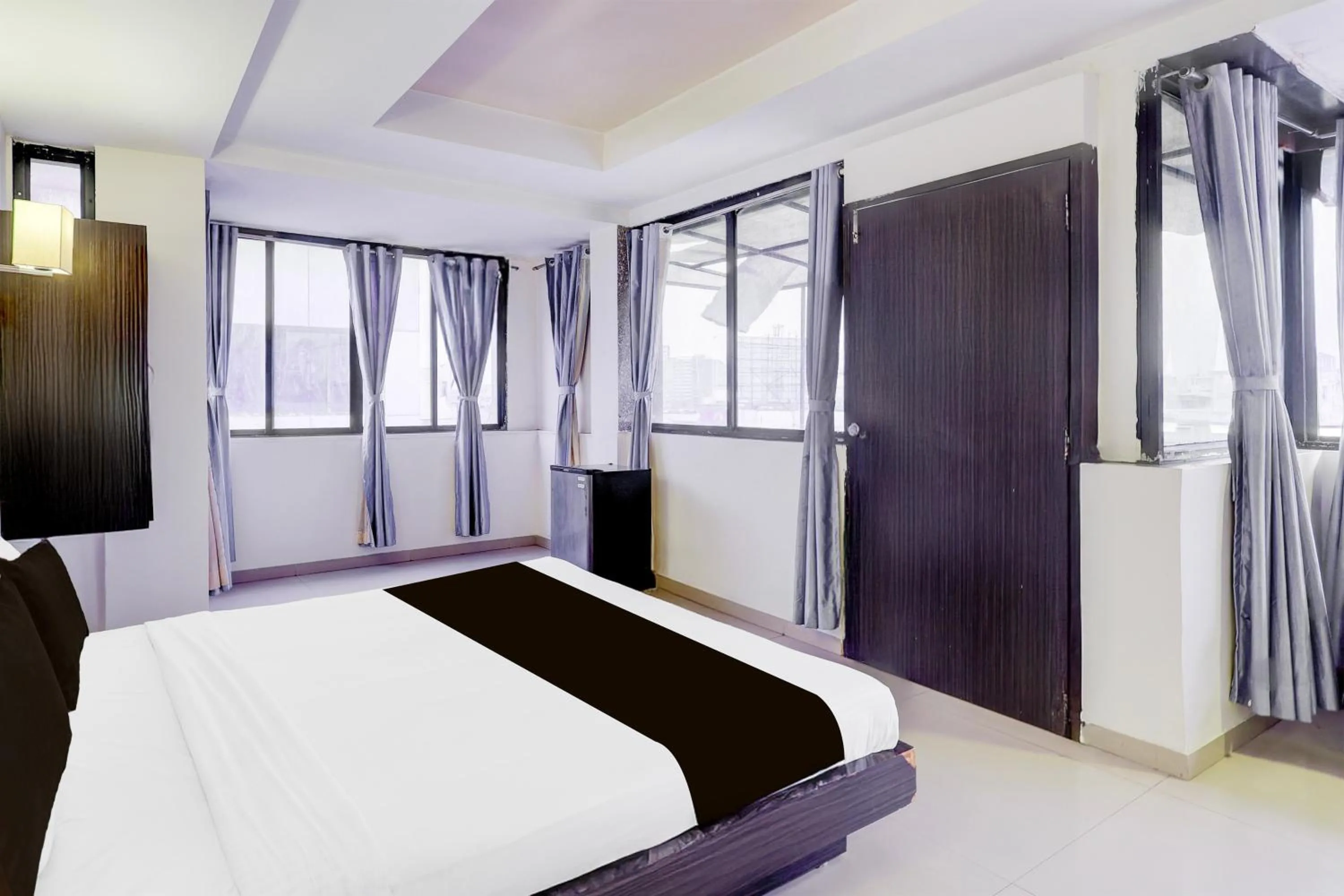 Bedroom, Bed in FabHotel Skyland