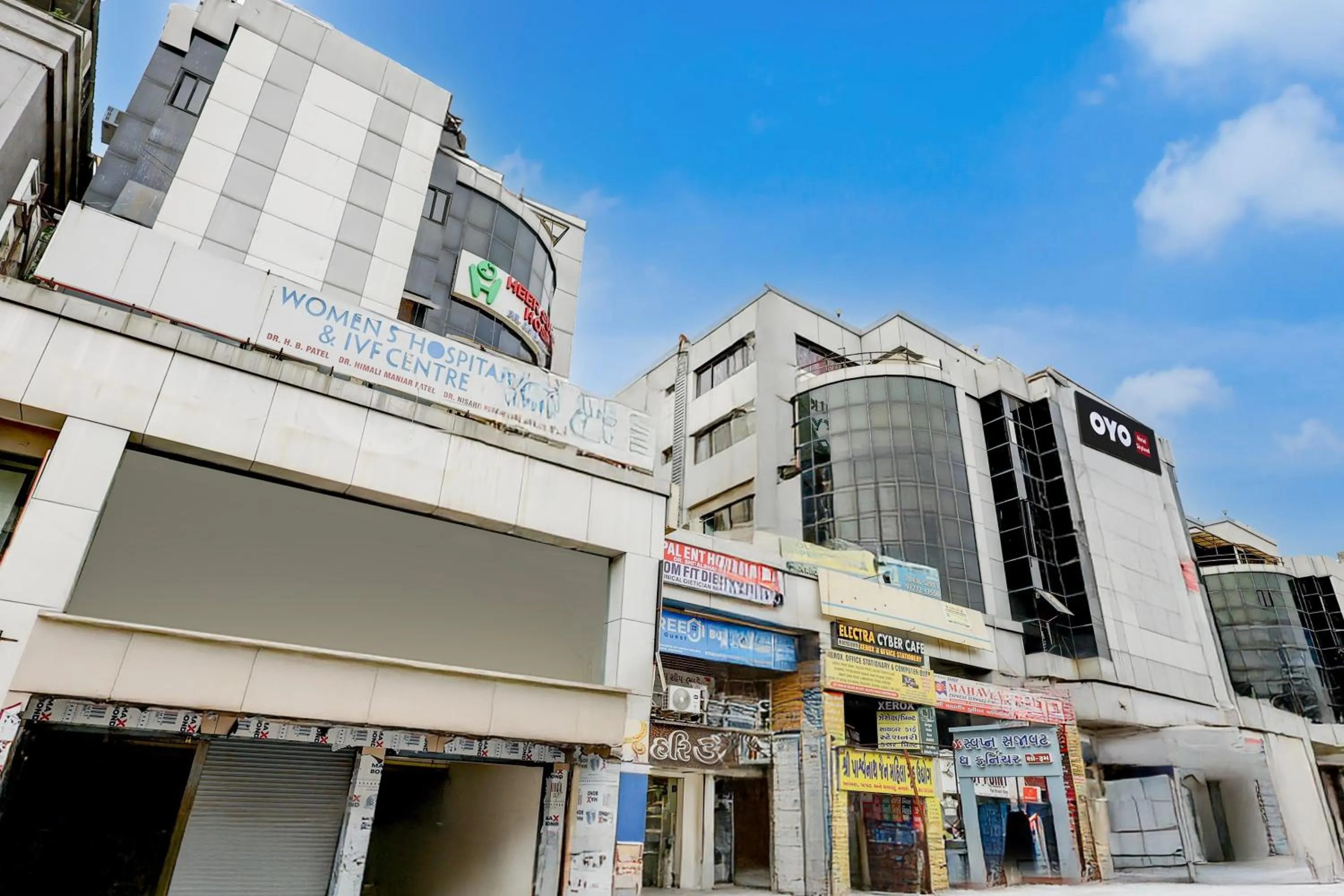 Facade/entrance in FabHotel Skyland