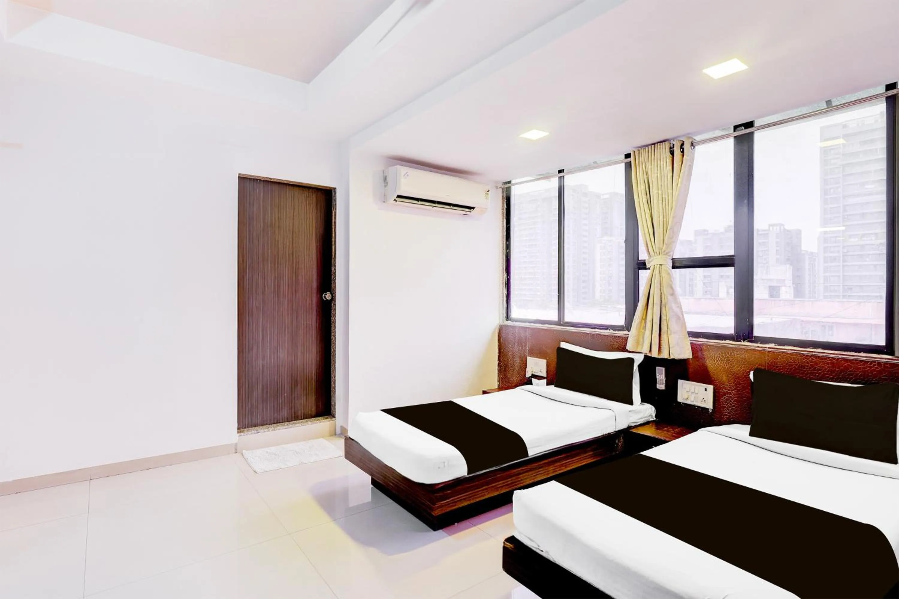 Bedroom, Bed in FabHotel Skyland