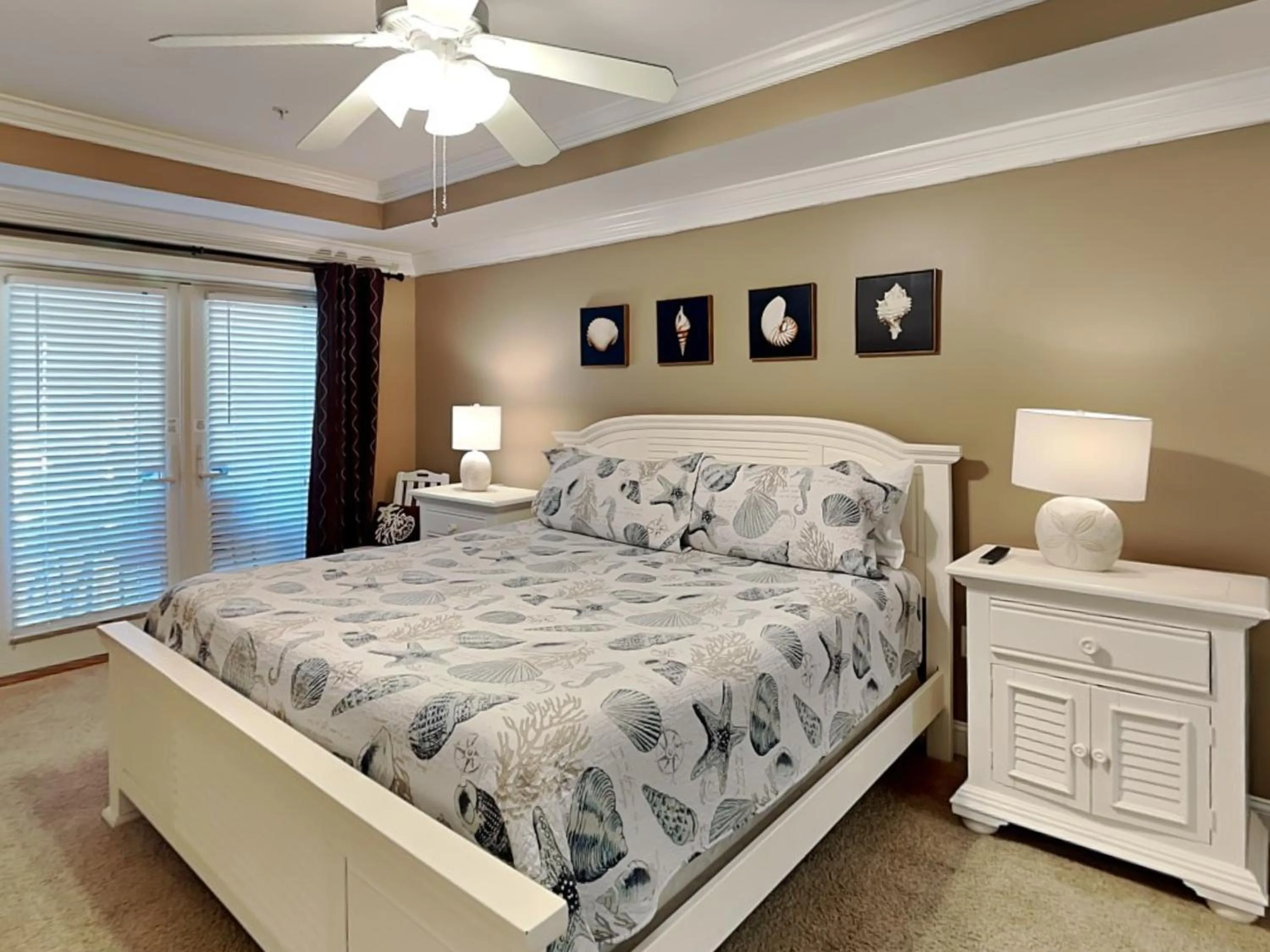 Bed in Brass Rail 303