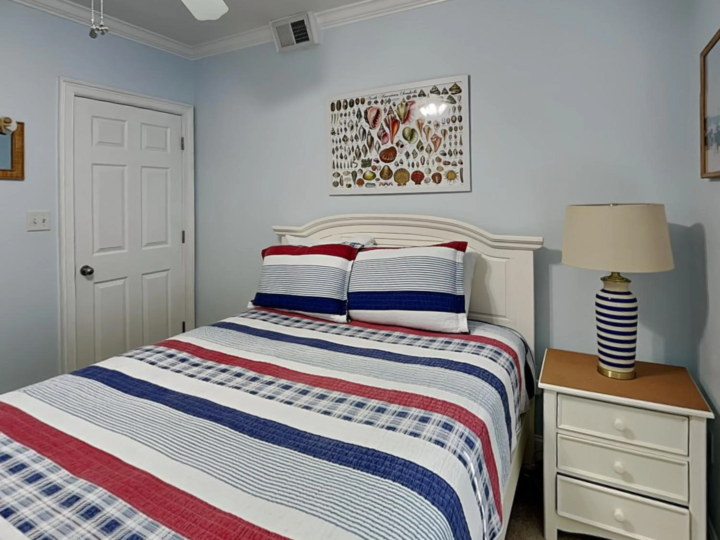 Bed in Brass Rail 303