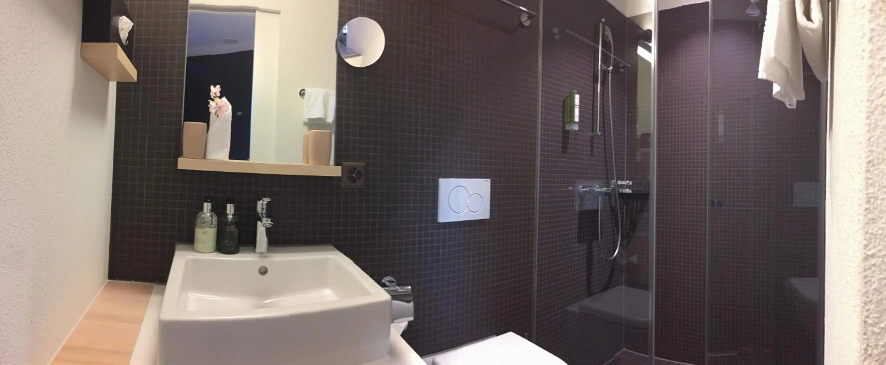 Bathroom in JUCKERs Boutique-Hotel