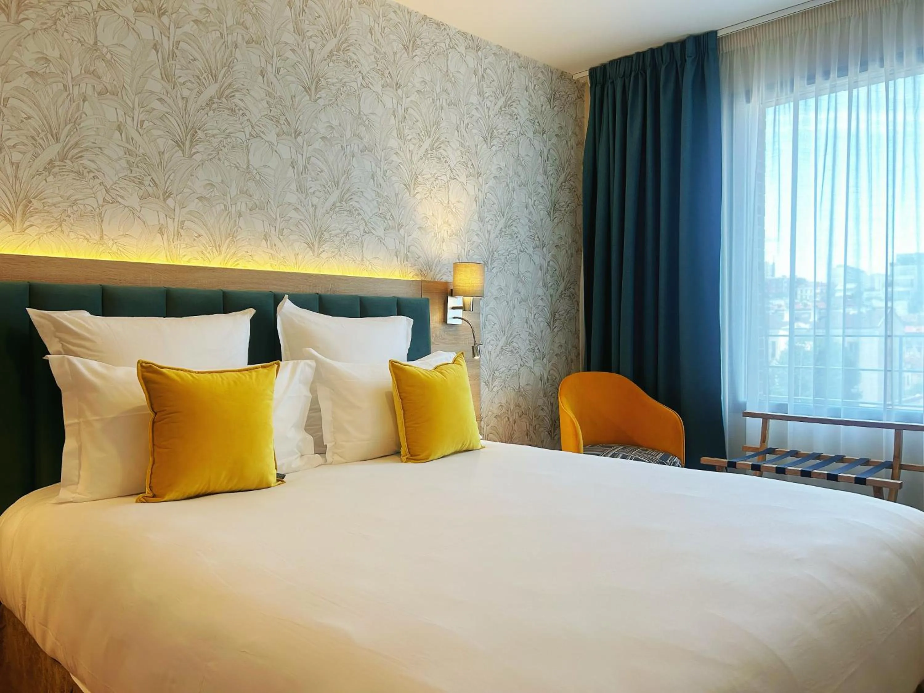 Bed in Hôtel Oden Paris Ivry