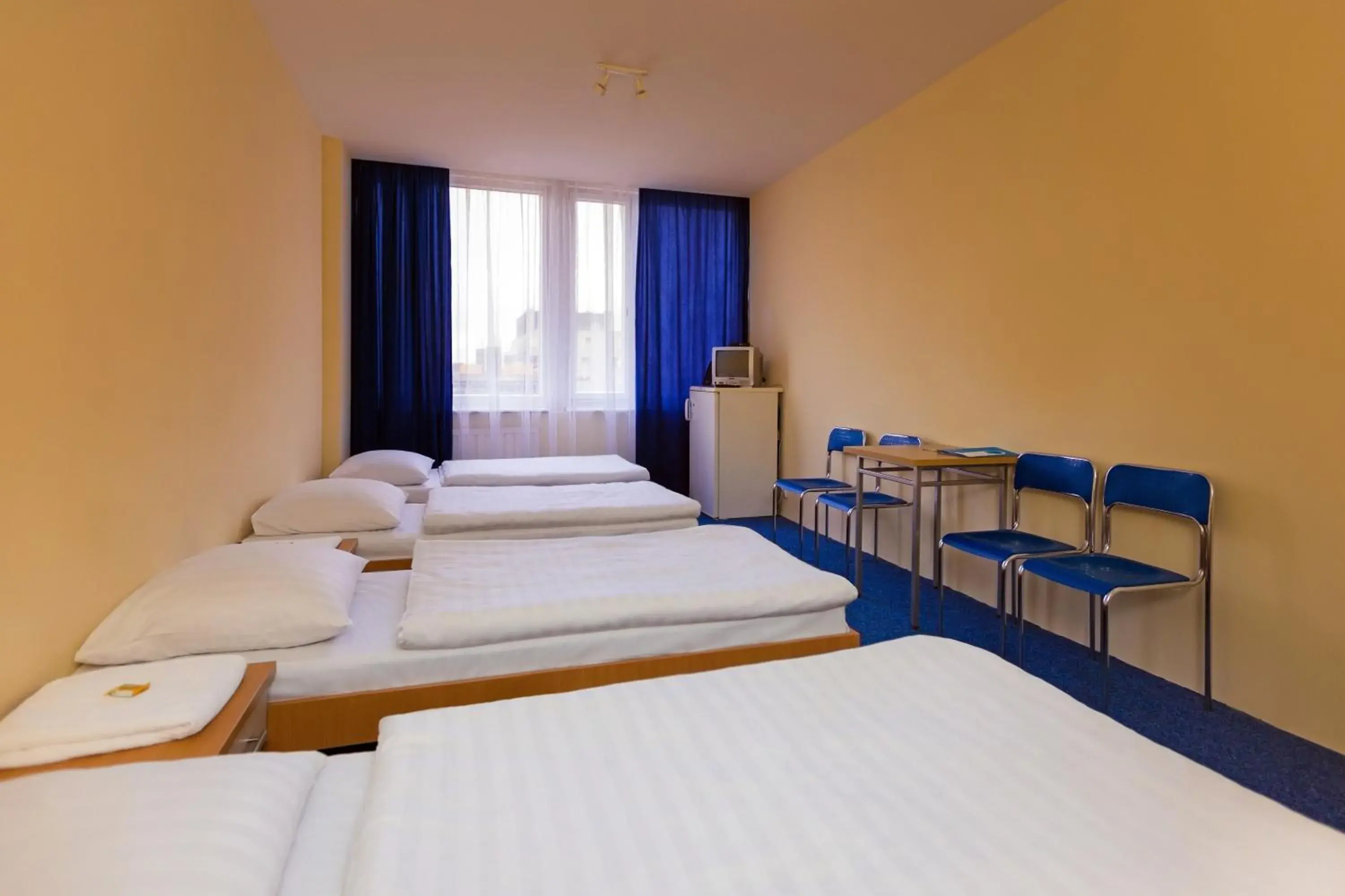 Quadruple Room with External Bathroom in Dom Turystyczny Indigo Quadruple Room with External Bathroom in Dom Turystyczny Indigo