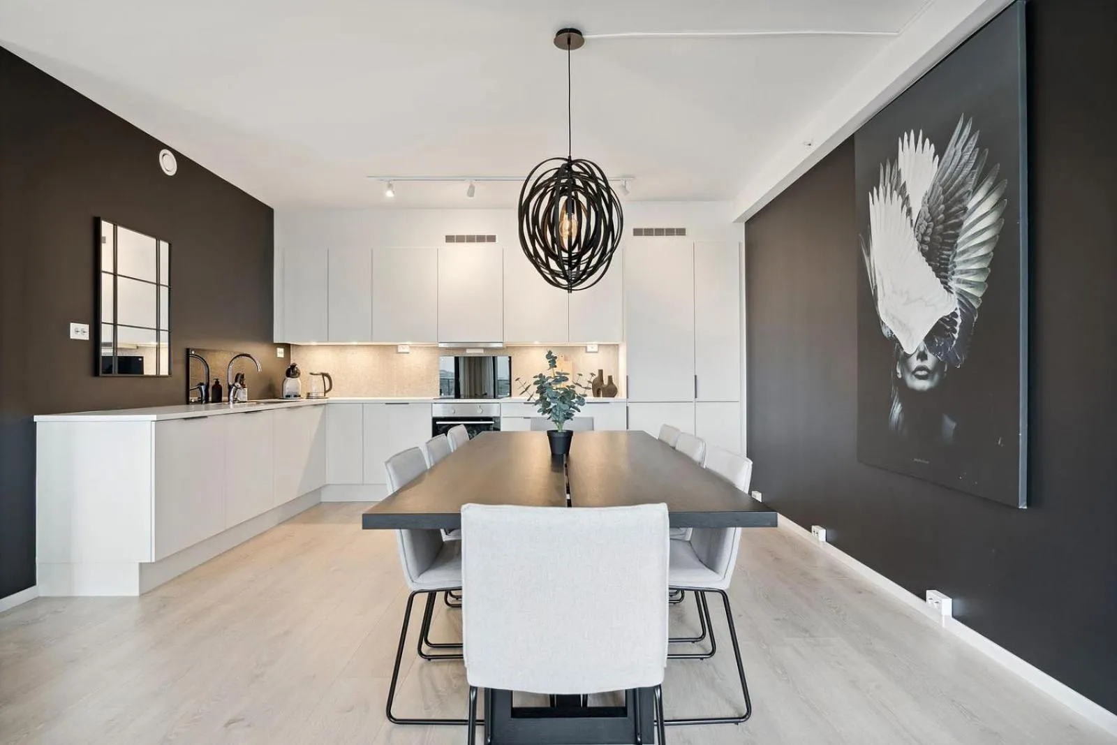 Kitchen or kitchenette in TotalApartments Vervet Gjøa