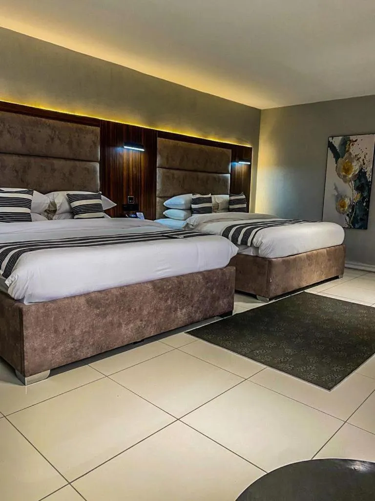 GRAVITY HOTELS BY ACE