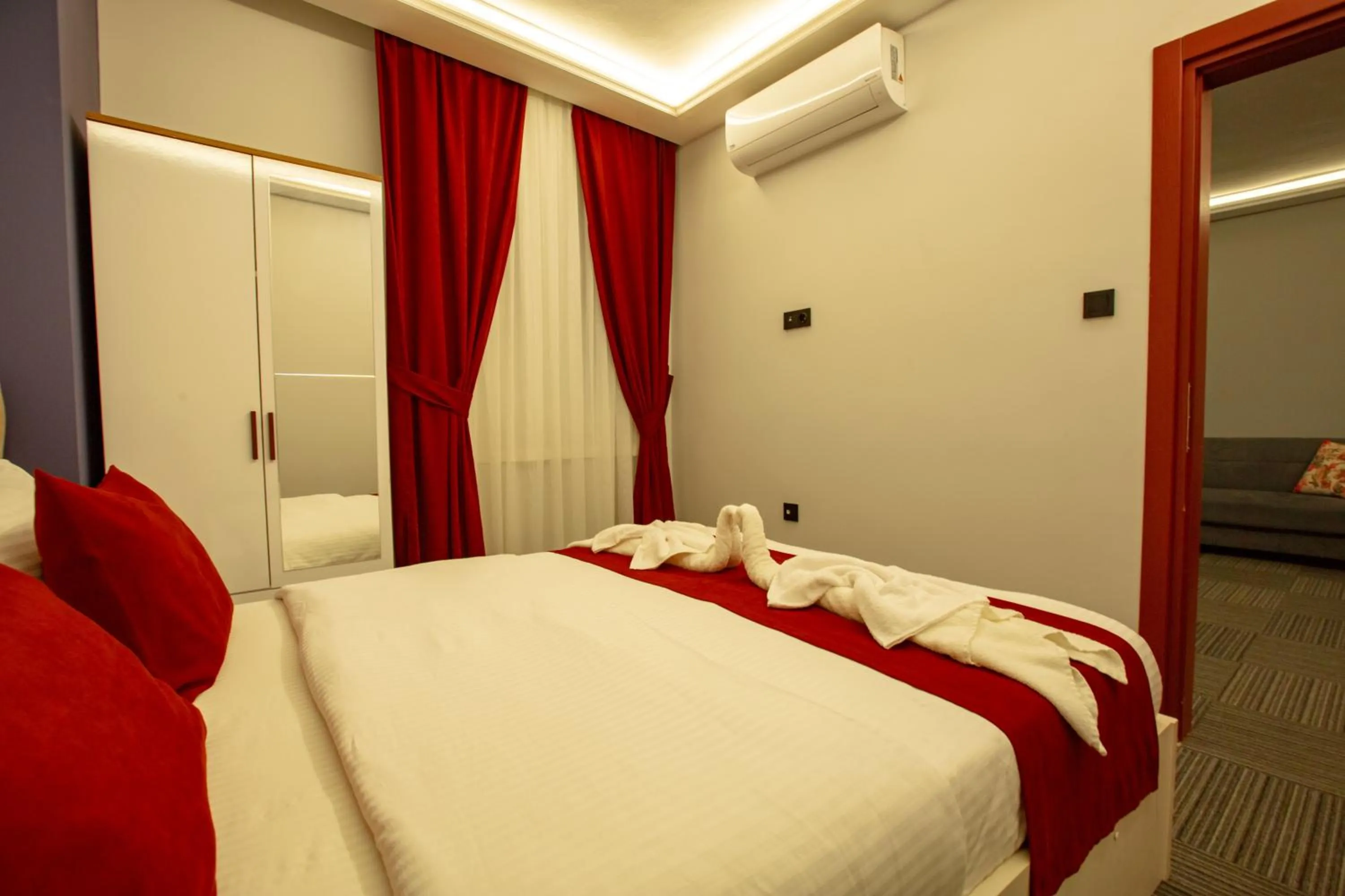Bed in Vira Suite Hotel