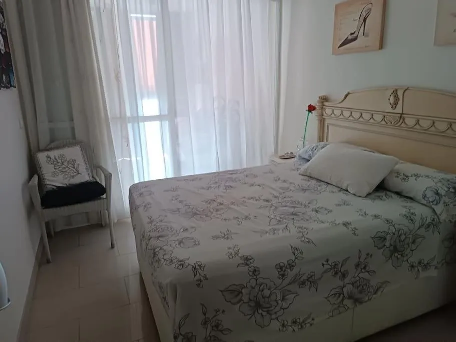 Bed in Gemelos 2 Benidorm