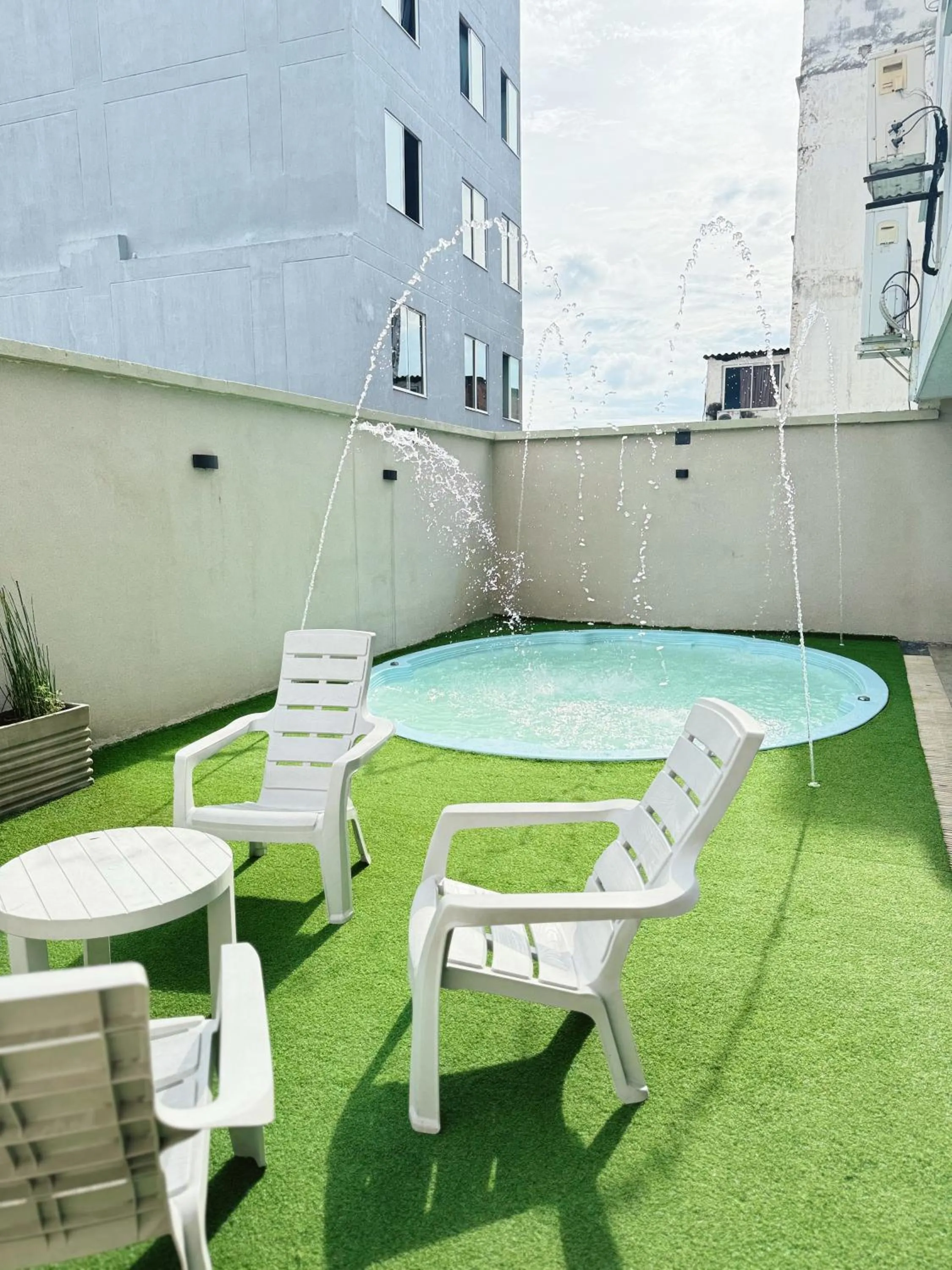 Swimming pool in HOTEL PLAZUELA REAL